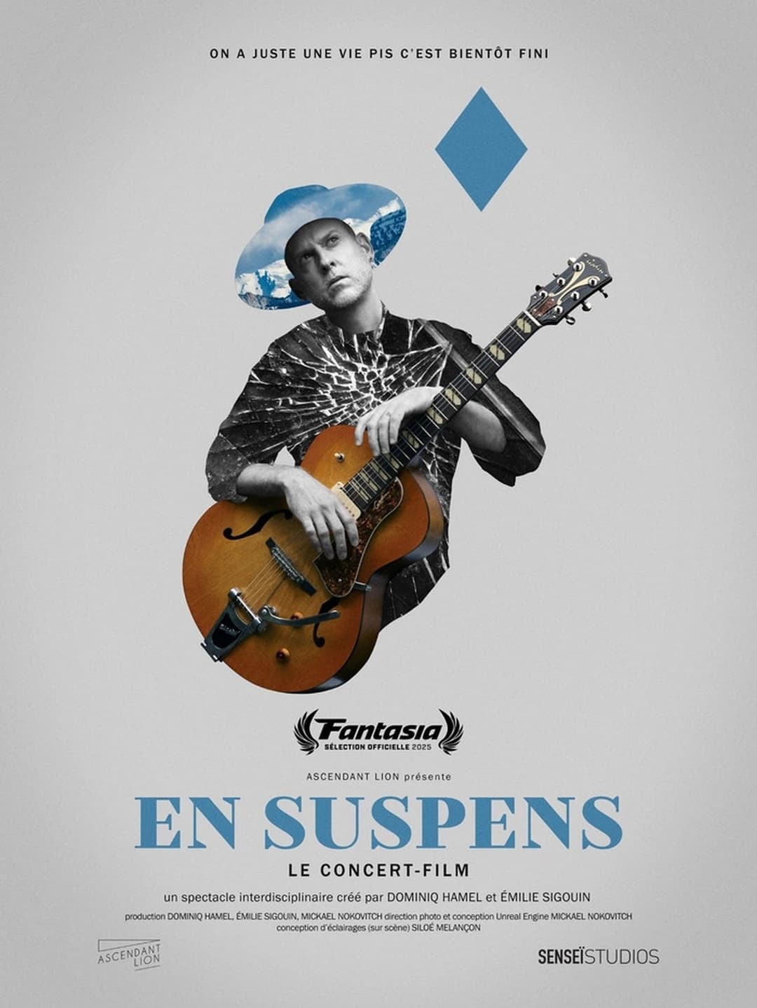 En suspens