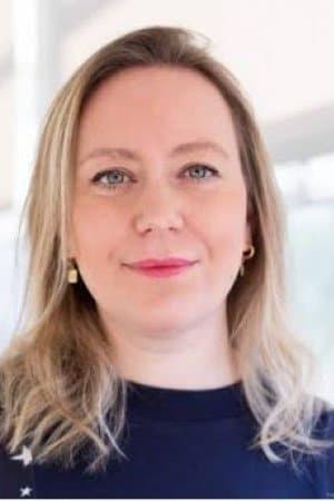Davina Earl