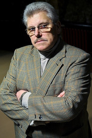 Юрис Карлсонс