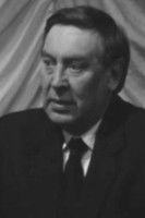 Лев Семёнов