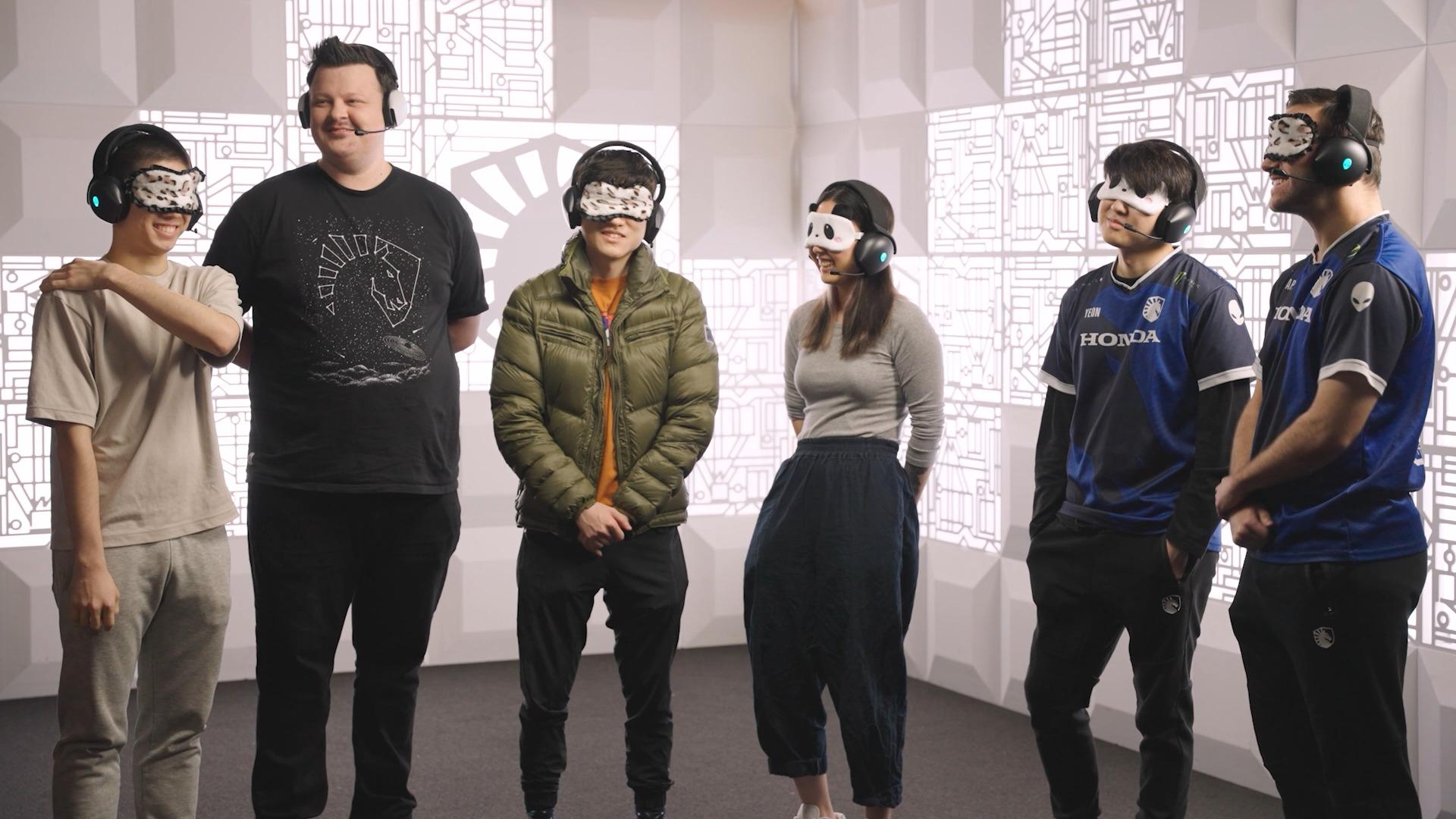 Apa's vow of silence pays off!