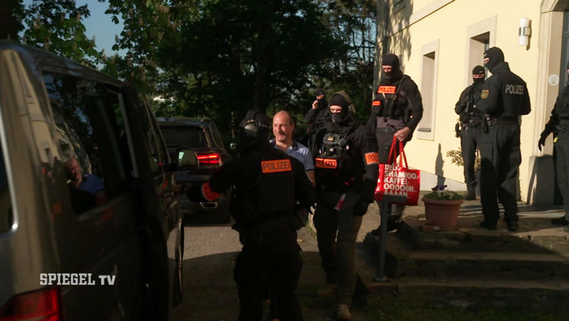 Verbot und Razzia: Alles über die Durchsuchungen und die festgenommenen Mitglieder vom »Königreich Deutschland«