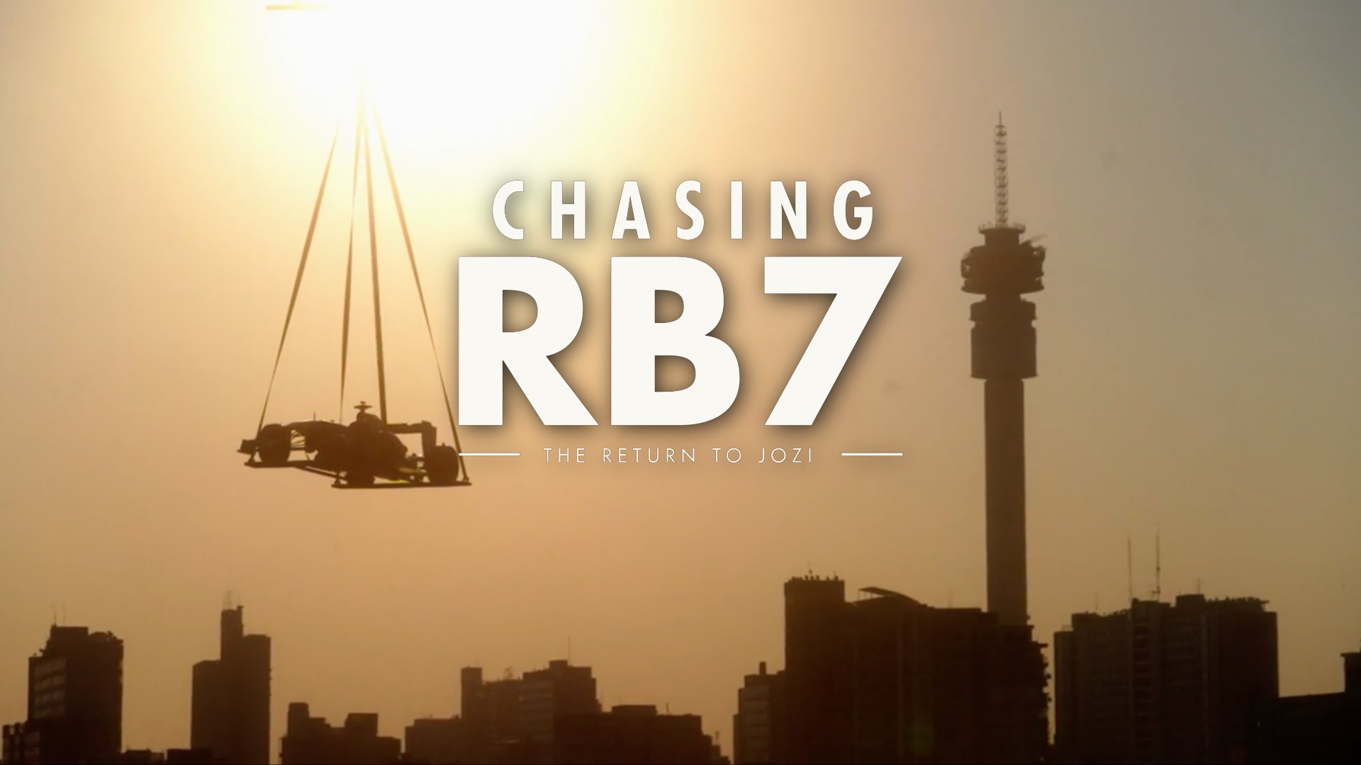 MOTORSPORT: Chasing RB7 – BTS of the F1 Showrun