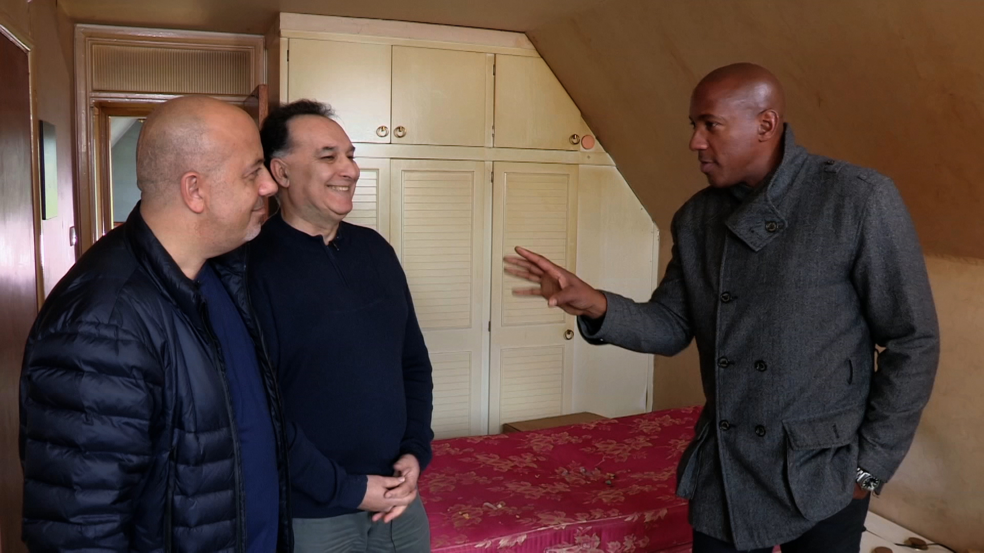 Homes Under The Hammer