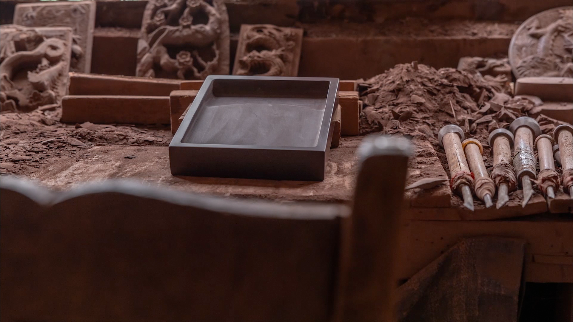 돌에 생명을 불어넣다. 벼루장