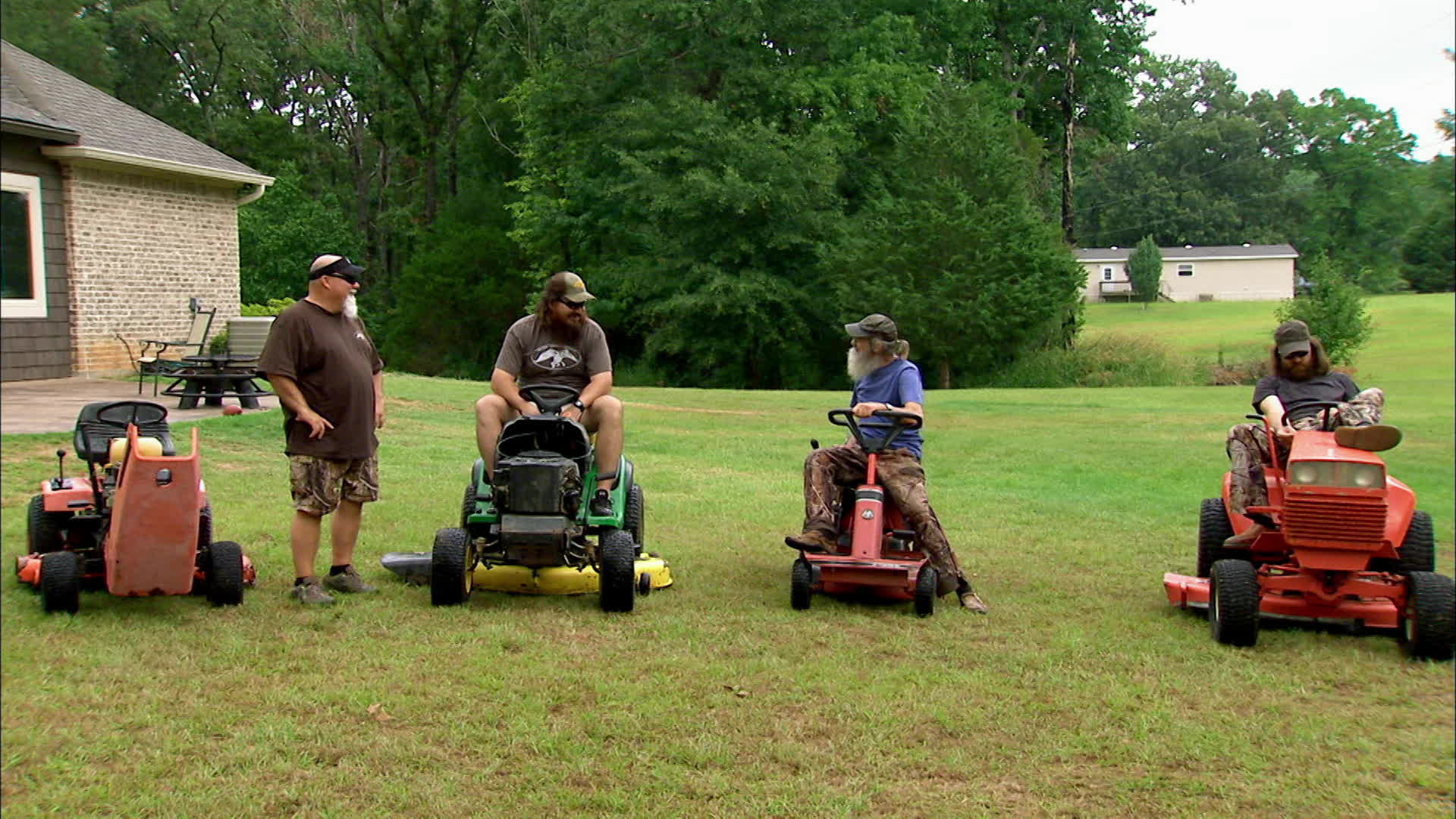 S2 E1 The Grass And The Furious