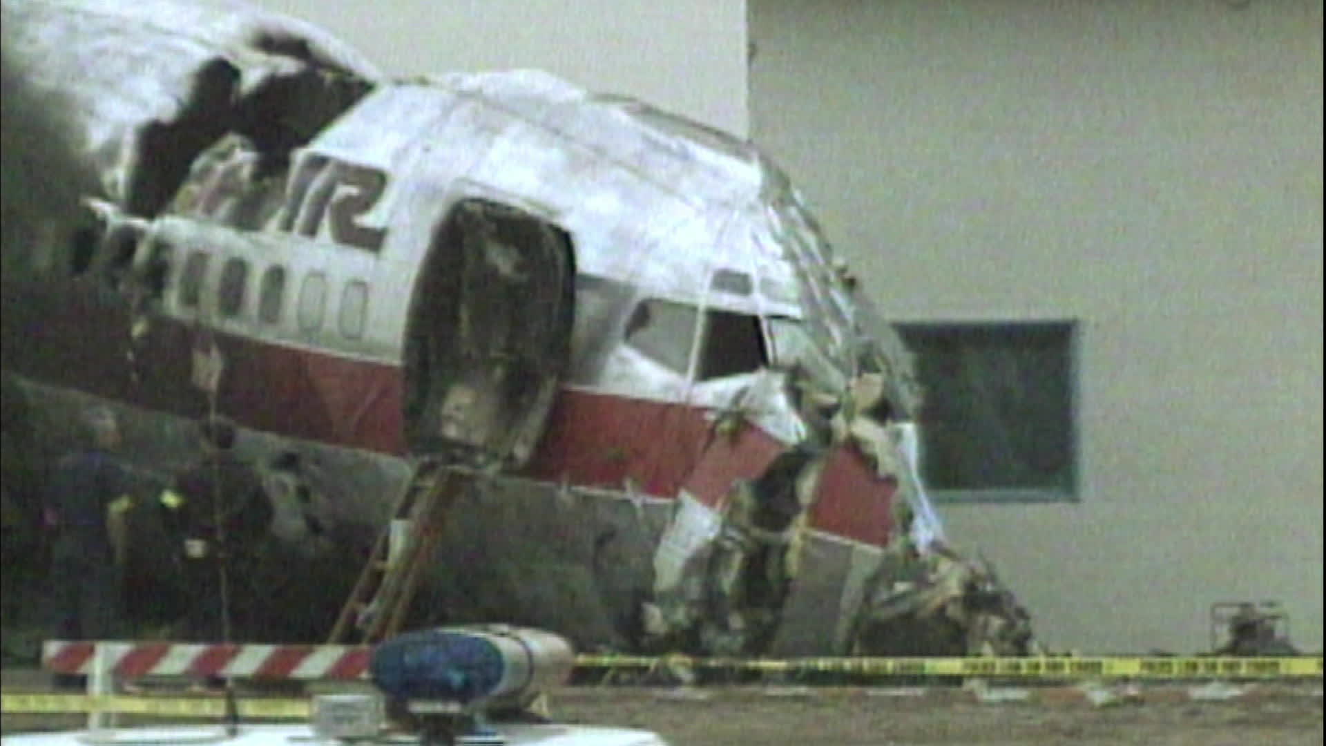 S3 E9 Deadly Jet Collision