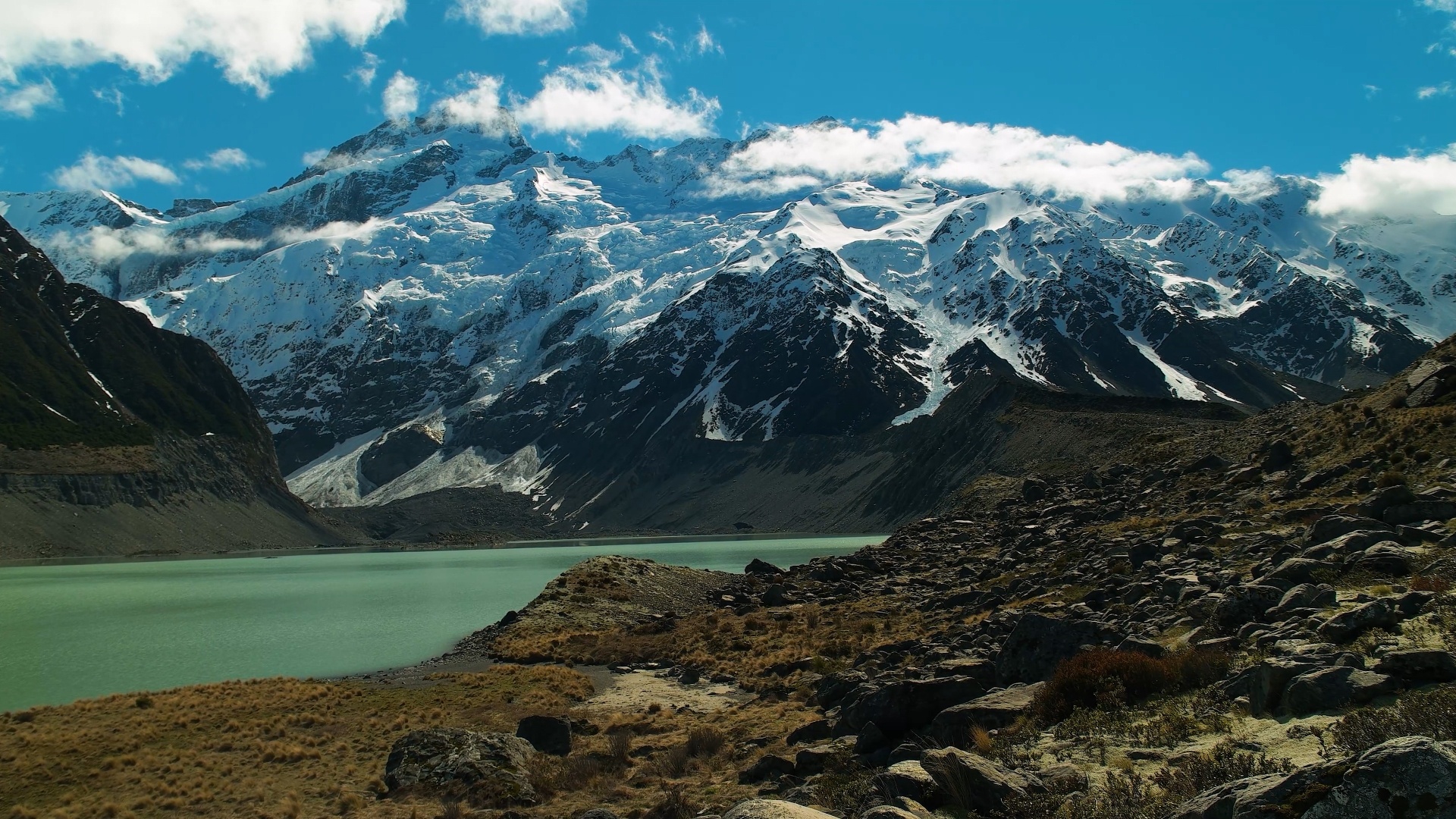 Mount Cook: New Zealand (Music)