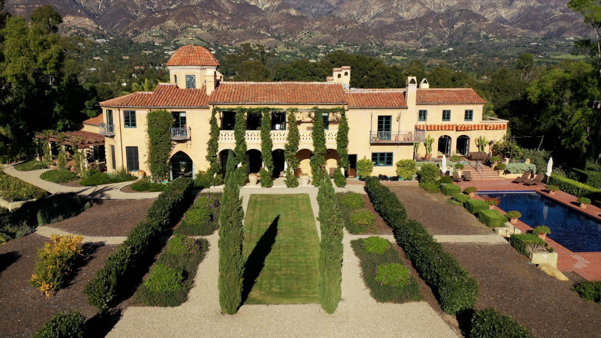 Luxury Homes Revealed