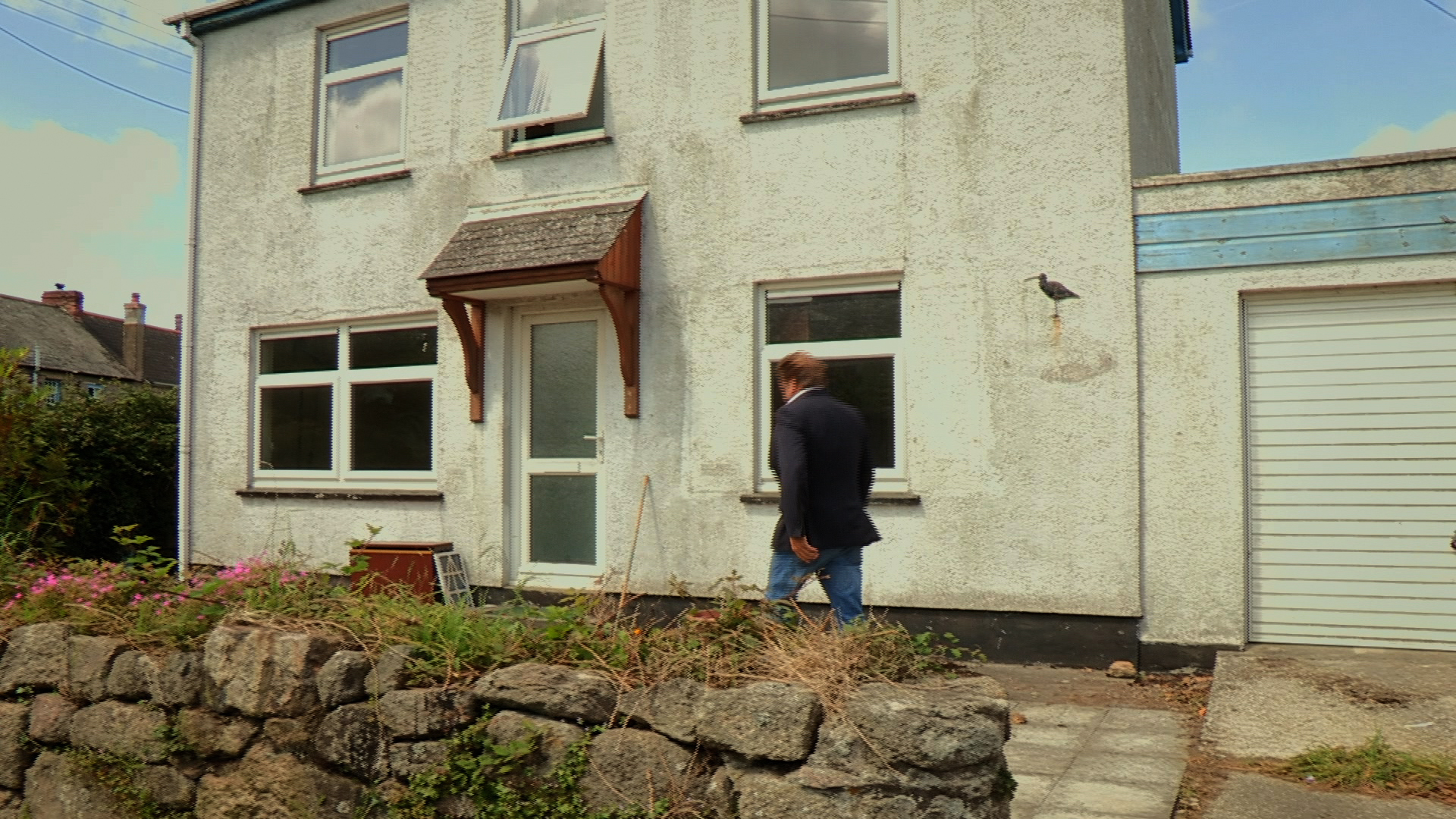 Homes Under The Hammer