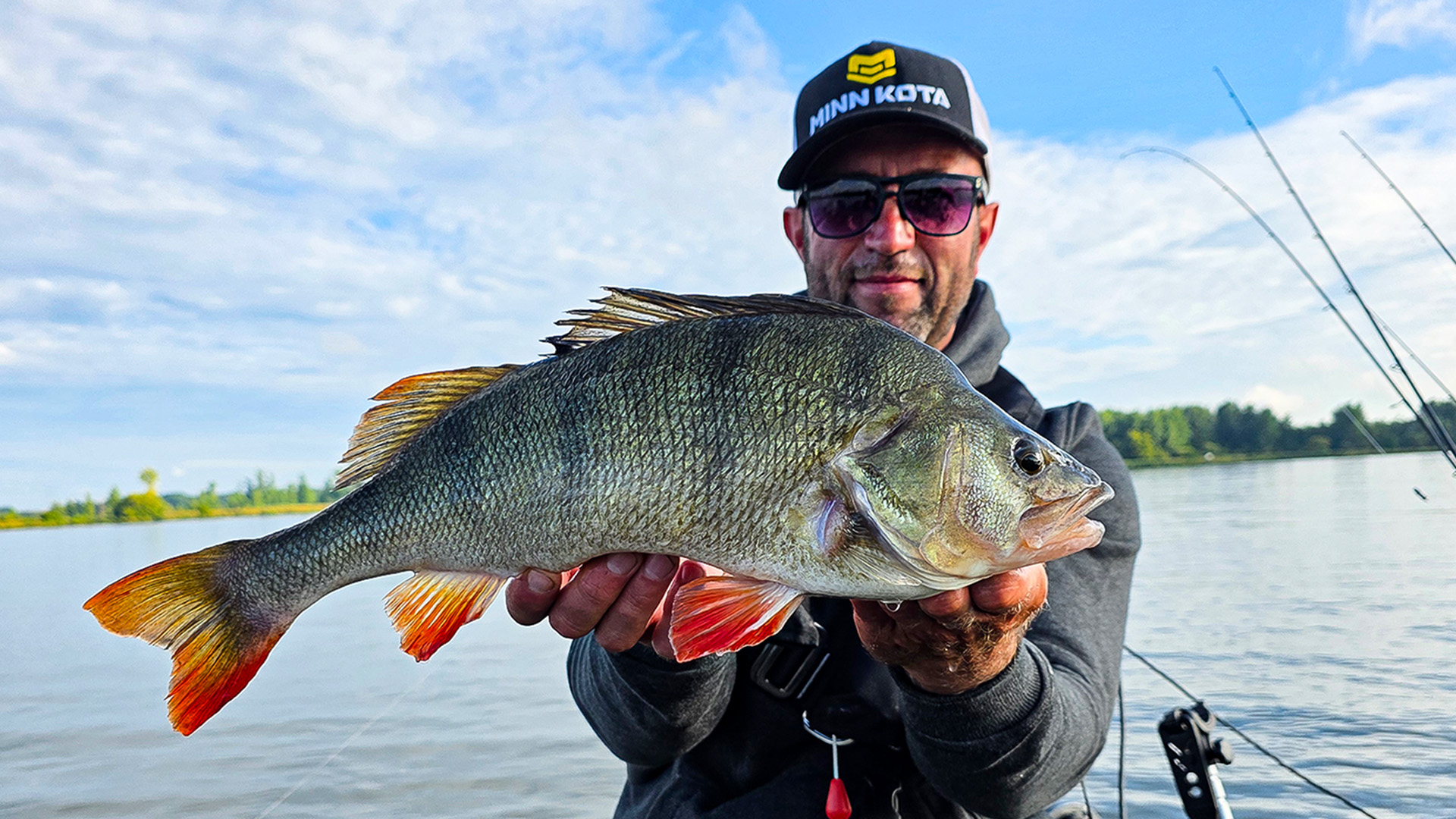 Auf große Barsche am Kanal