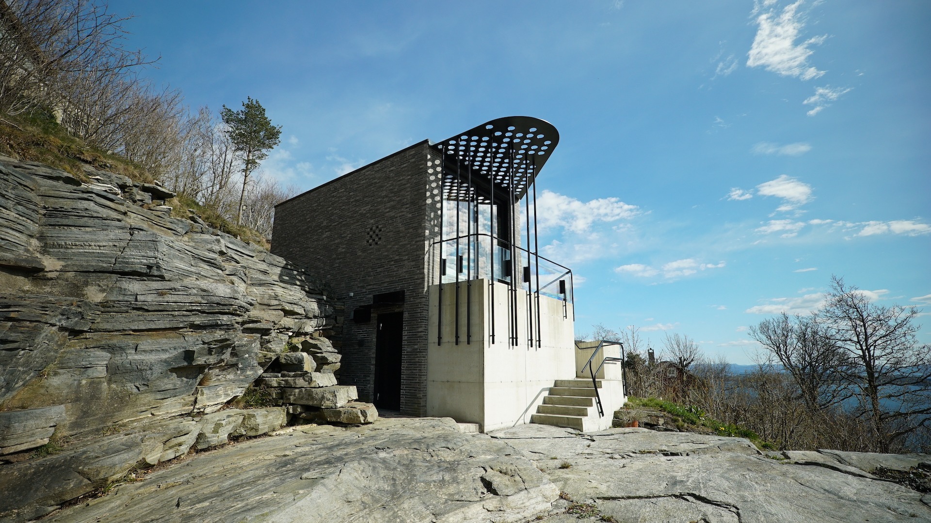 World's Most Secret Homes