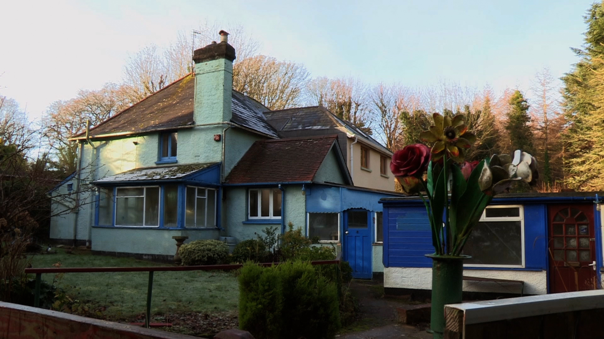 Homes Under The Hammer