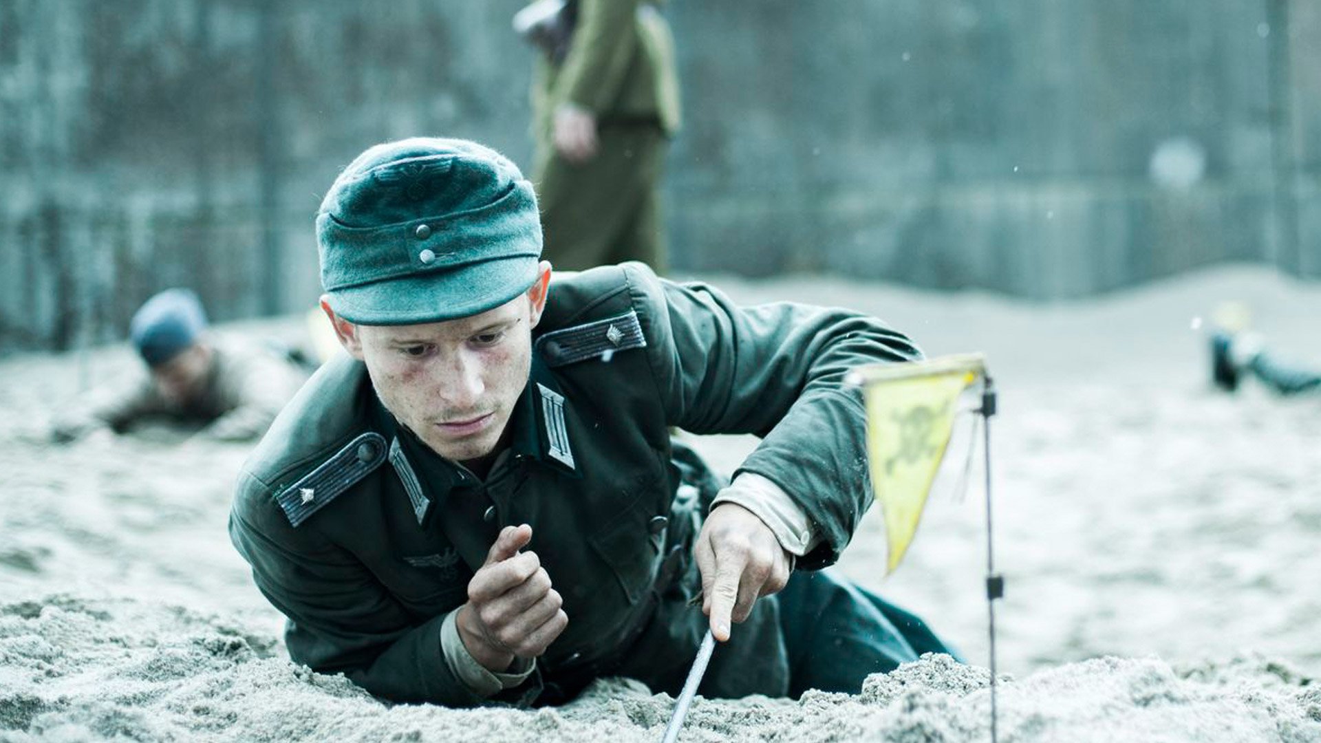 Land of Mine: Sotto la sabbia