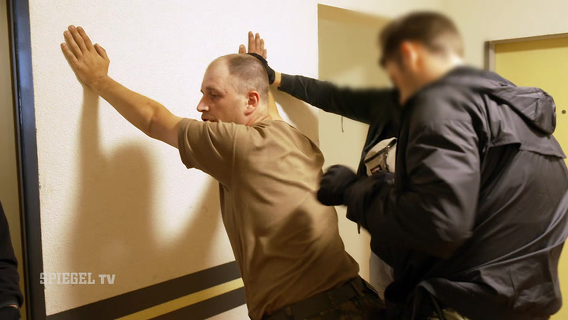 Im Einsatz für den Staatsschutz: Die »Haftbefehl-Streife« vom LKA