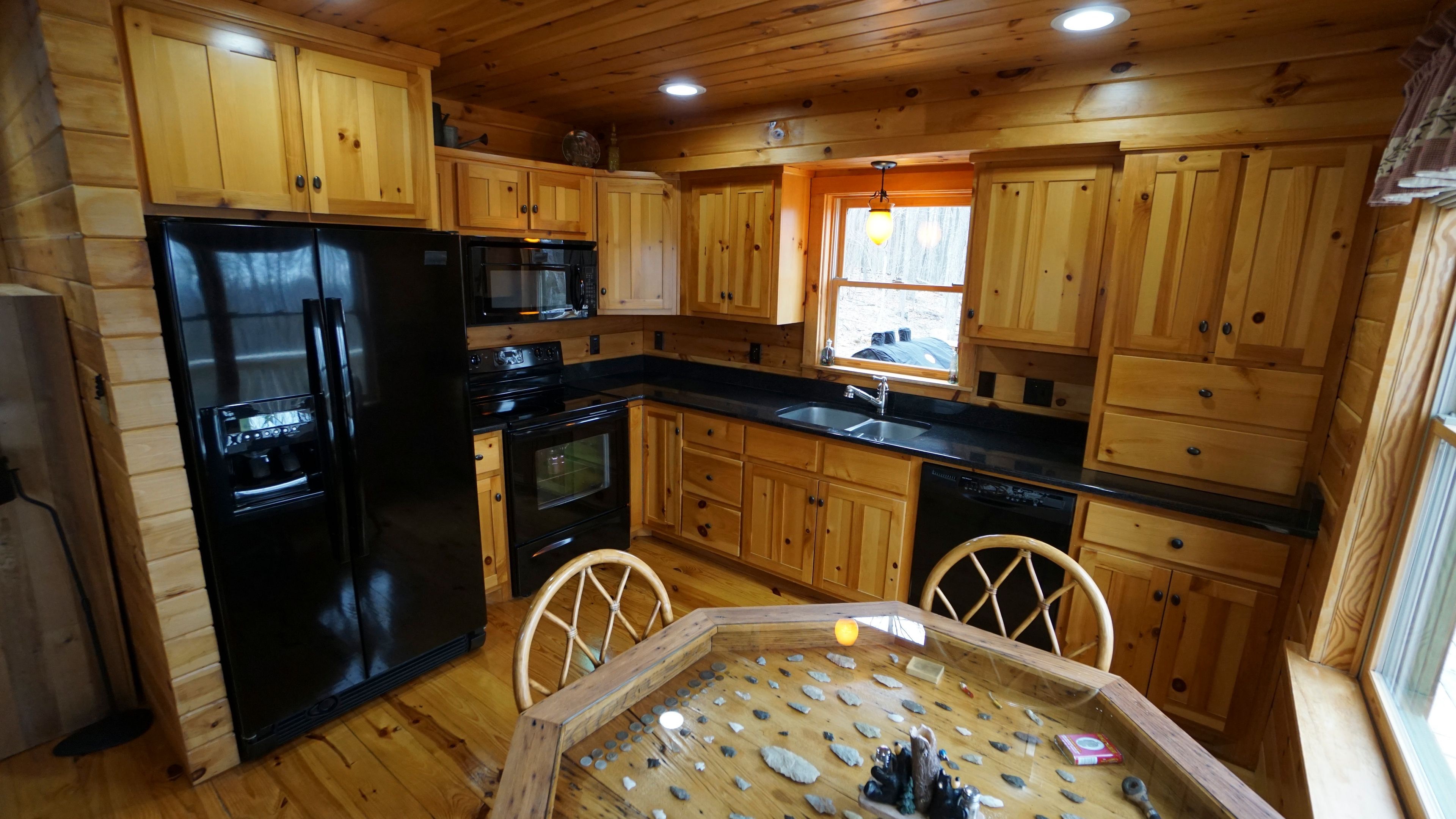 Log Cabin Living