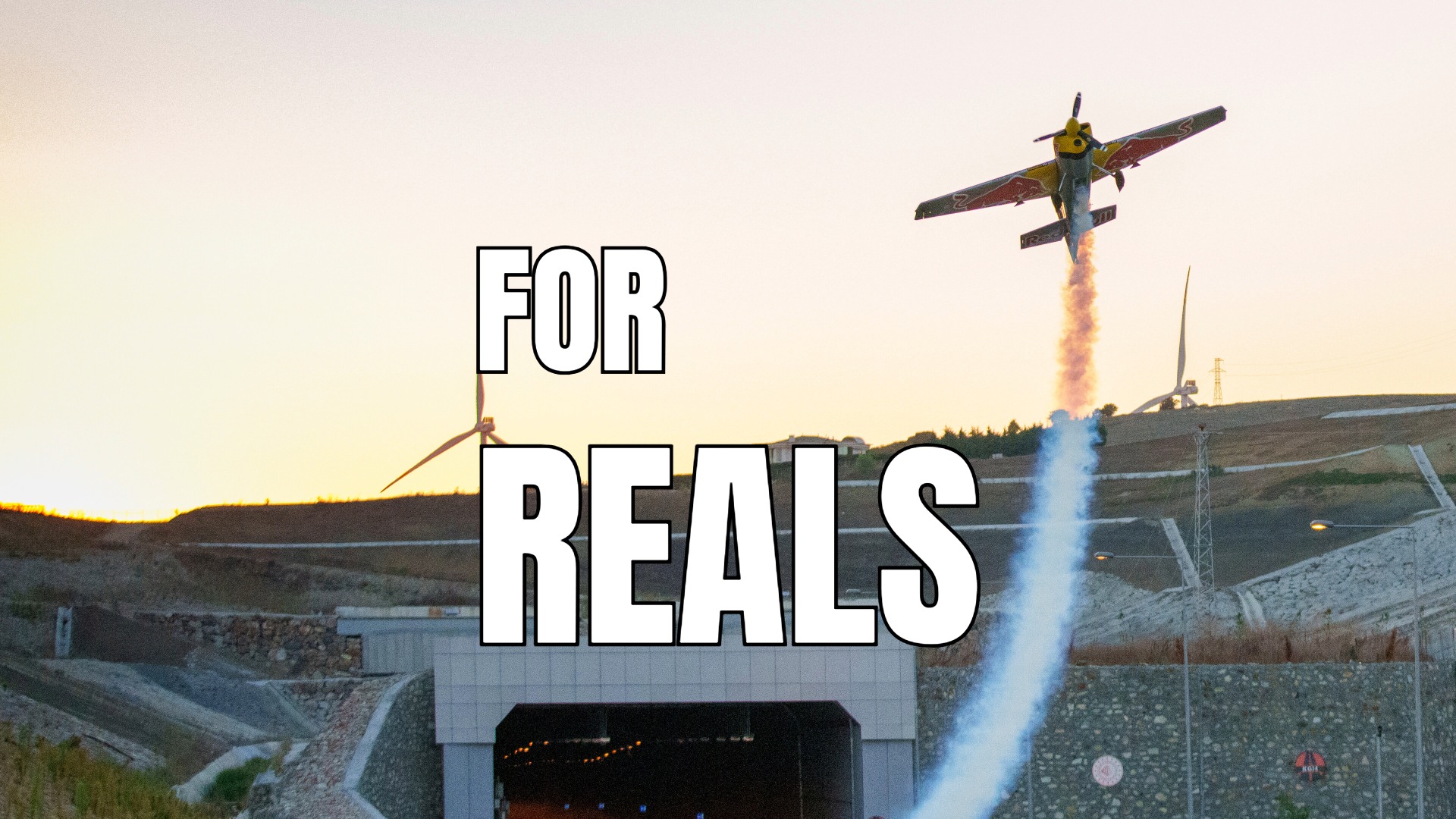 For Reals S1 E4: Wingsuit-Action überm Vulkan