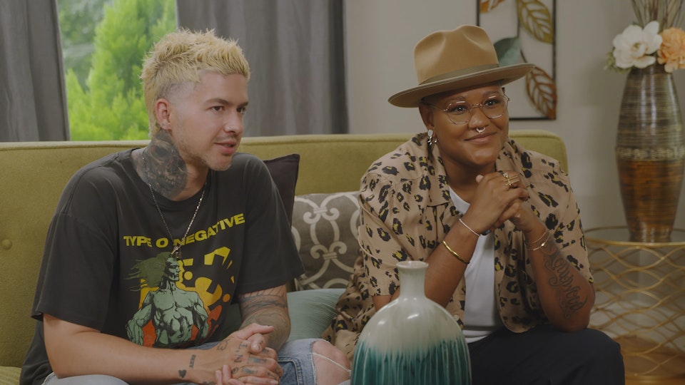 Help! Im in a Secret Relationship!