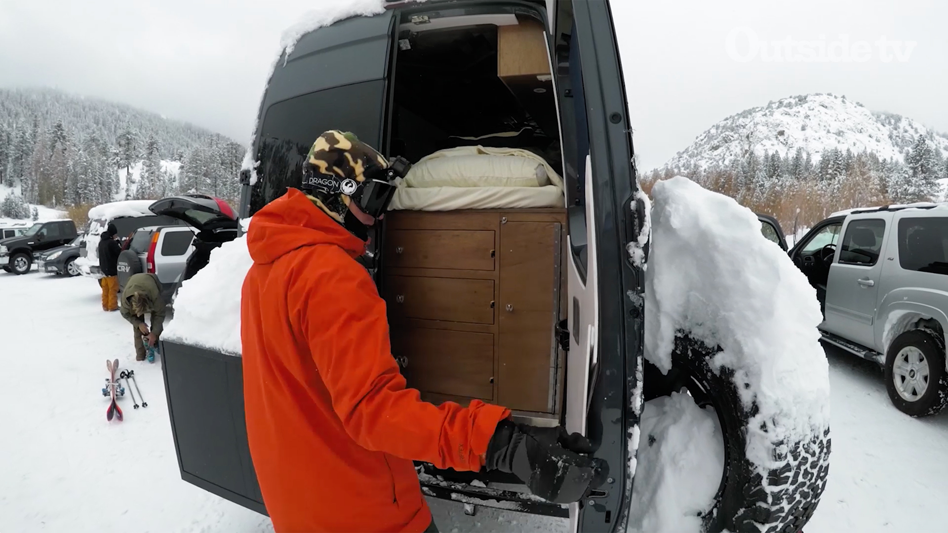 Chasing AdVANture: Quest for Powder