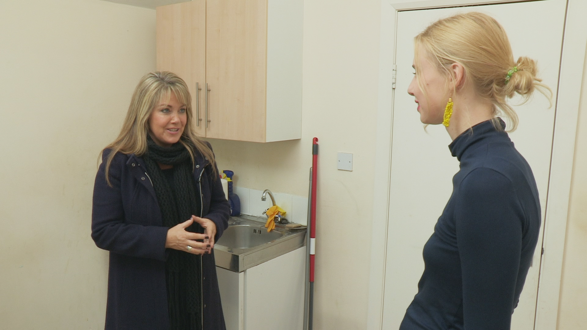 Homes Under The Hammer