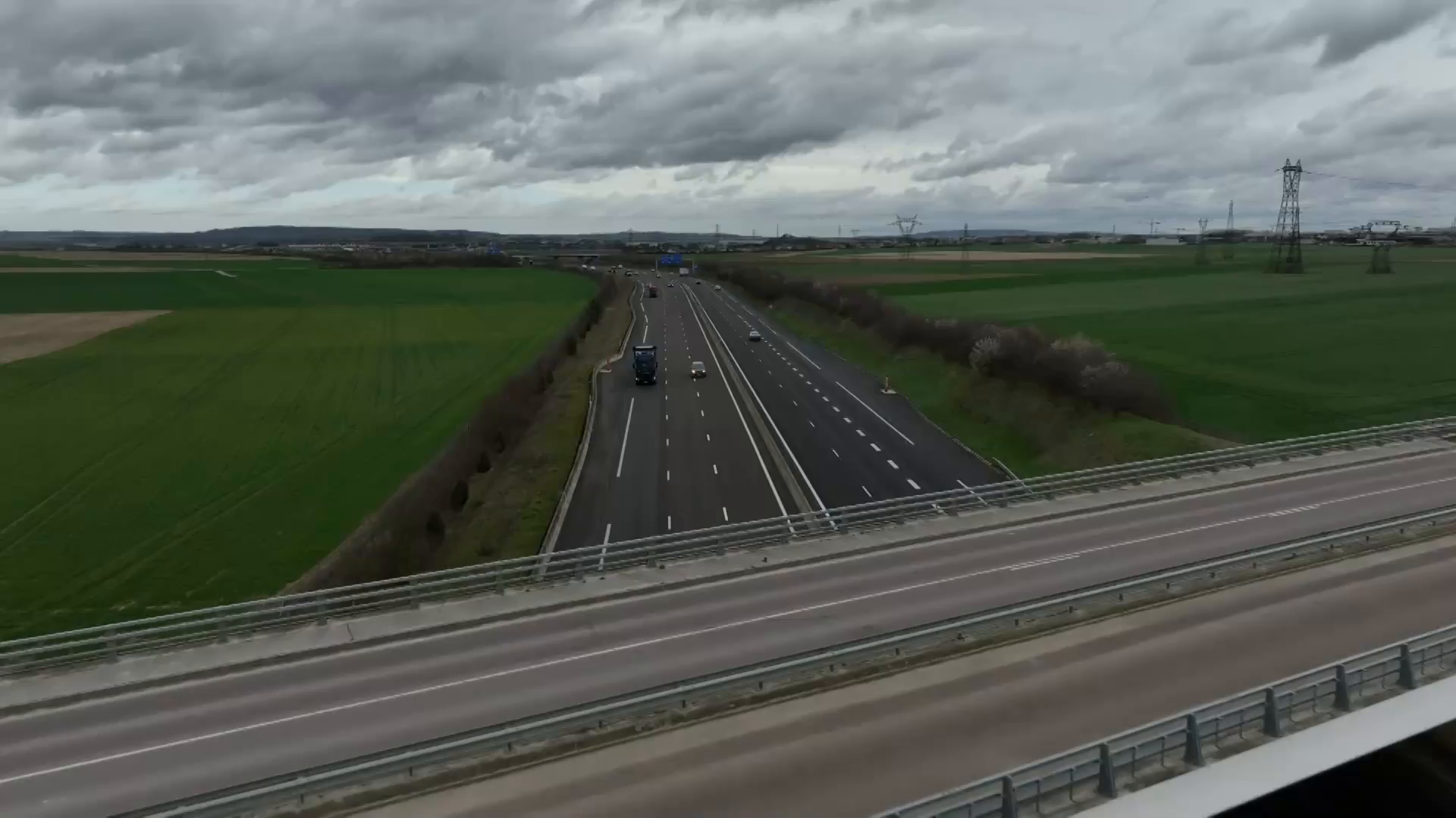 100 jours avec les dépanneurs de l'autoroute