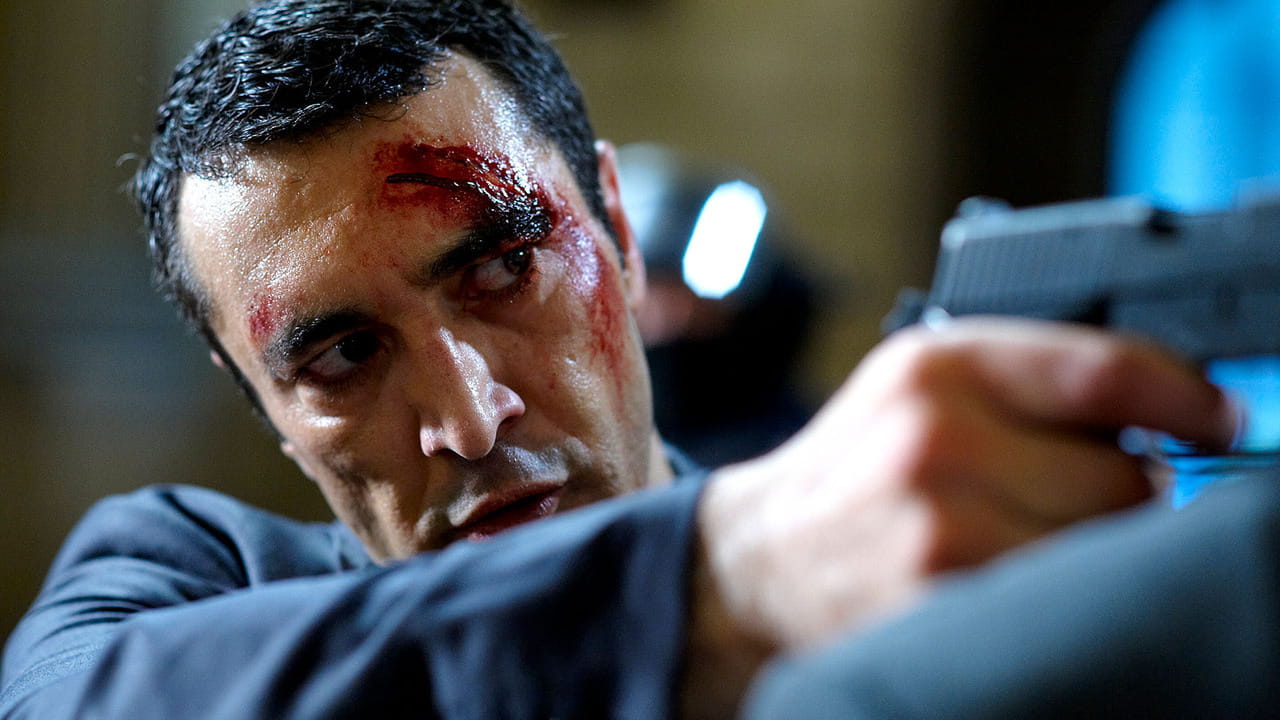 Cenk Batu: Agente Encubierto