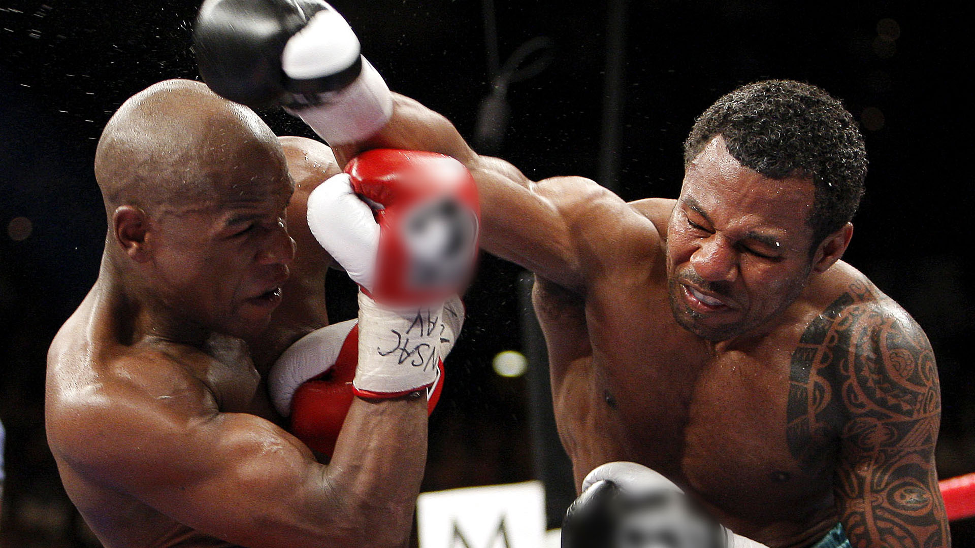 Boxing: Mayweather vs. Mosley - Order Now!