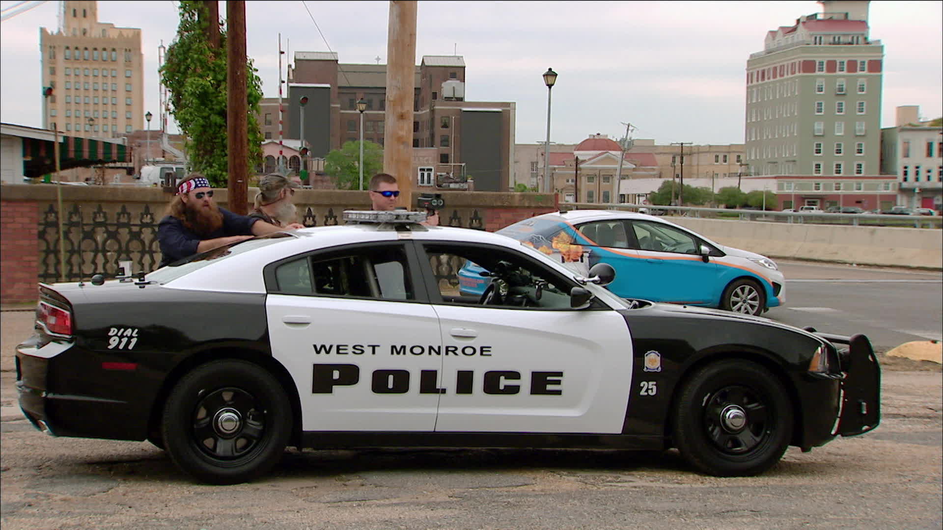 S3 E4 Here Lizard, Lizard