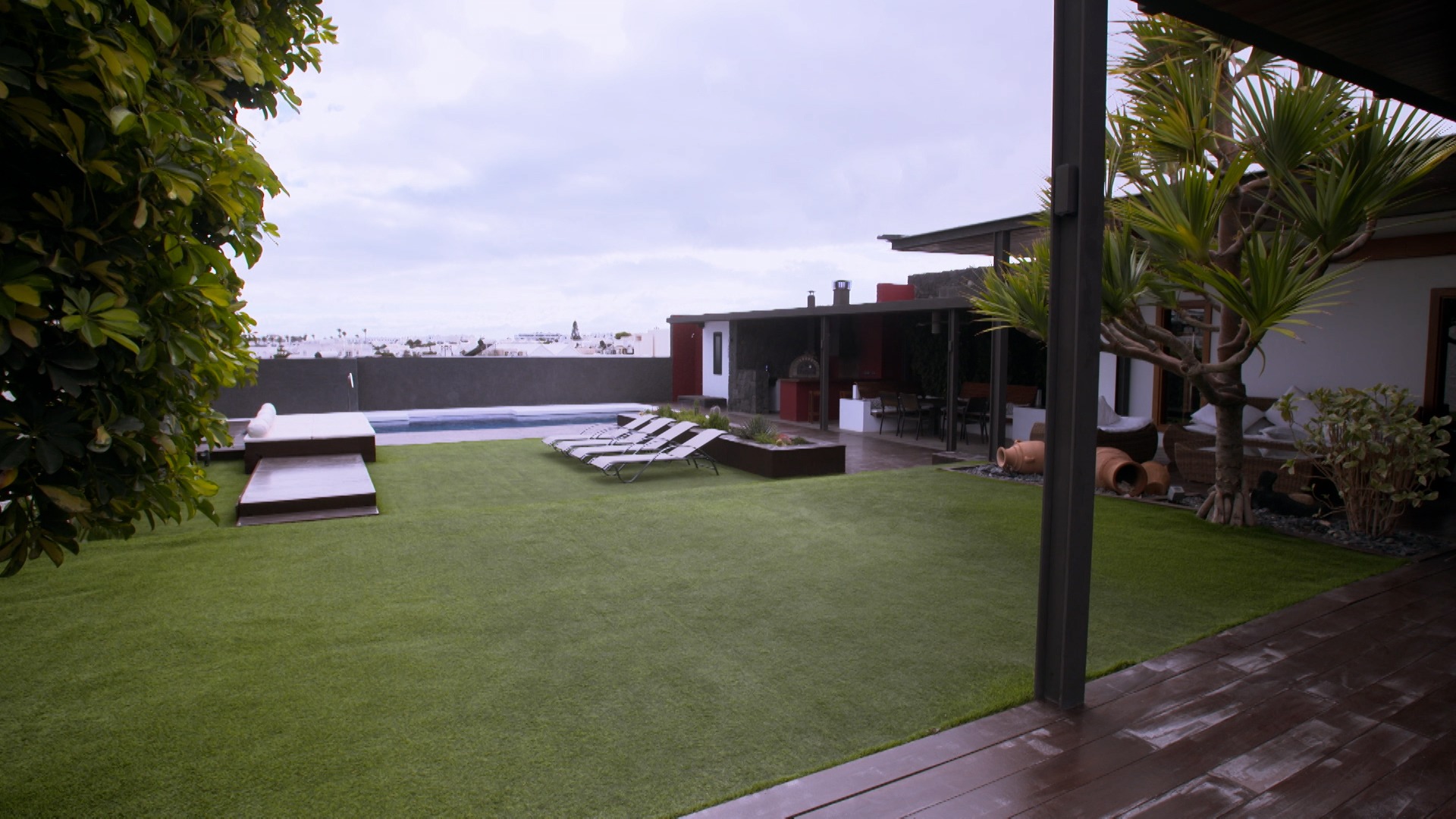 Holiday Homes In the Sun