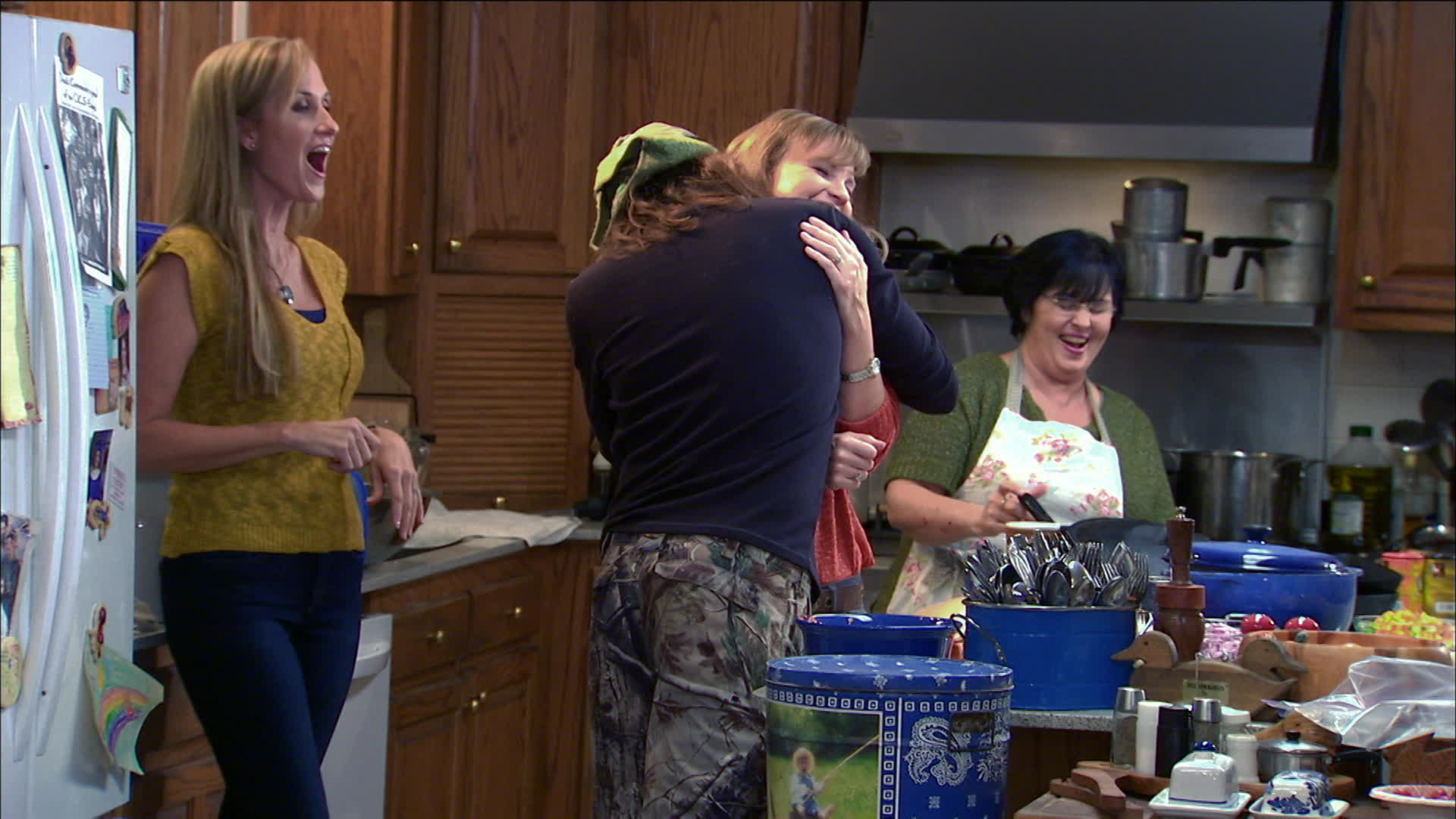 S3 E1 Duck Season Eve