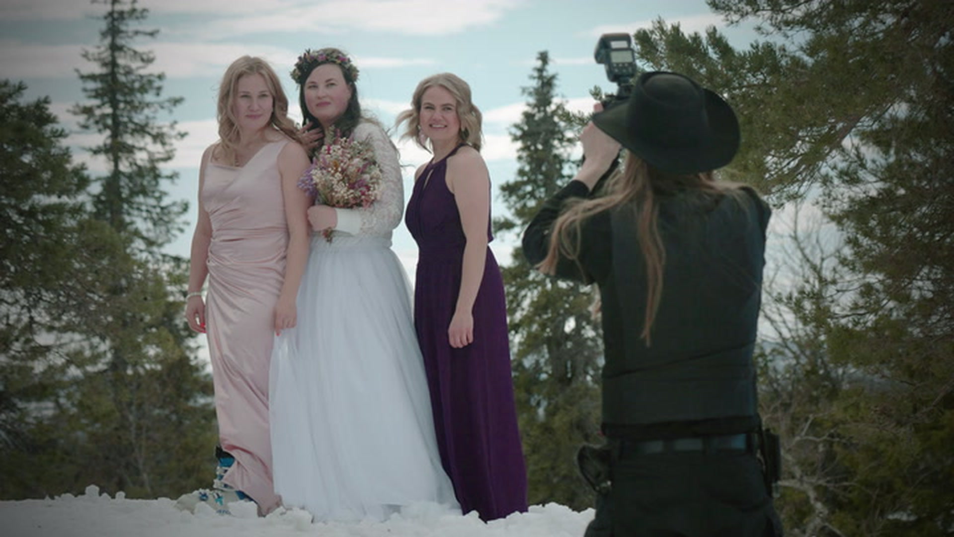 Leben an der finnisch-russischen Grenze: Über Schleuser, Schneehochzeiten und die Furcht vor Putin