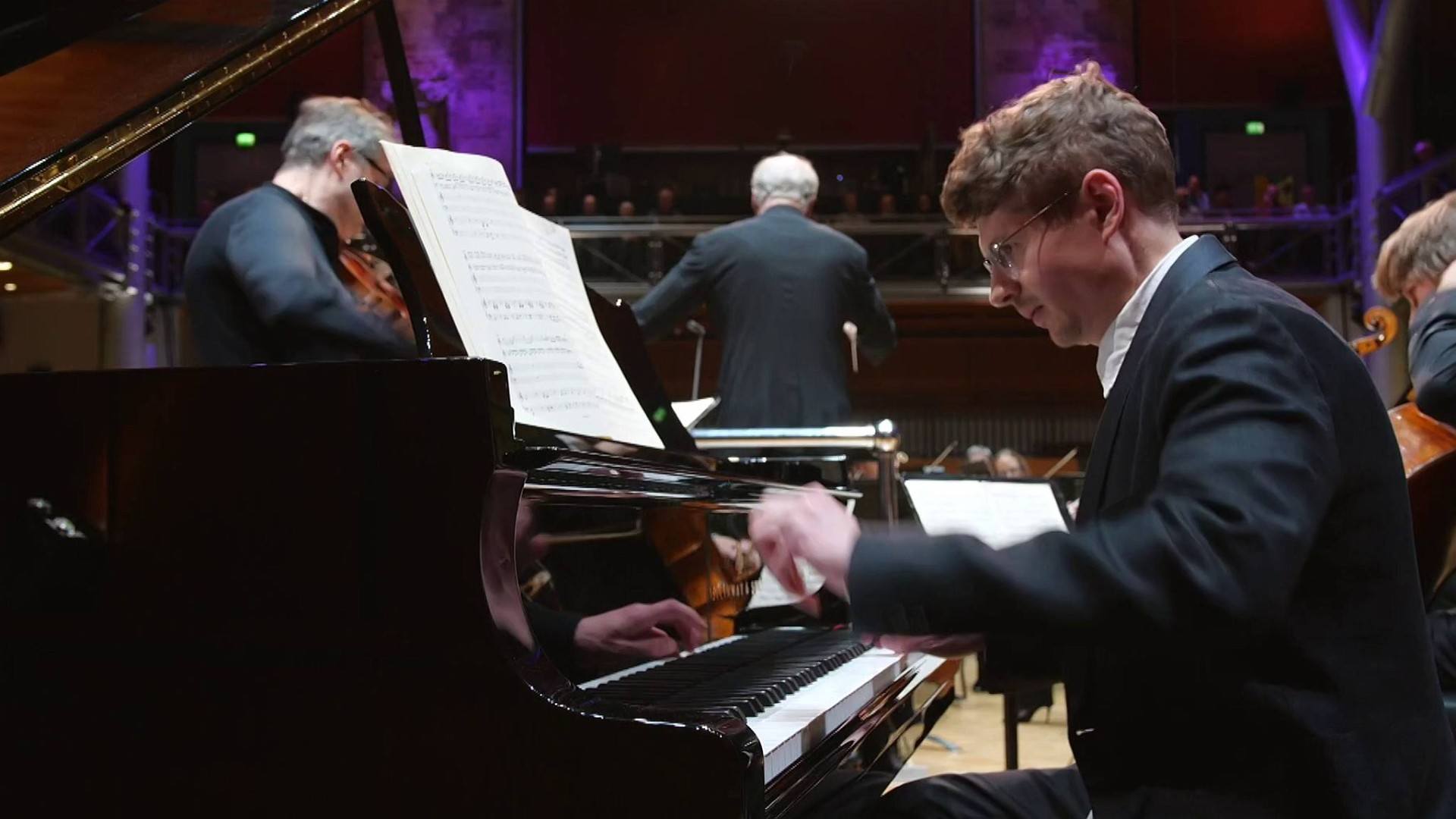 London Symphony Orchestra, Gianandrea Noseda, Roman Simovic & David Cohen