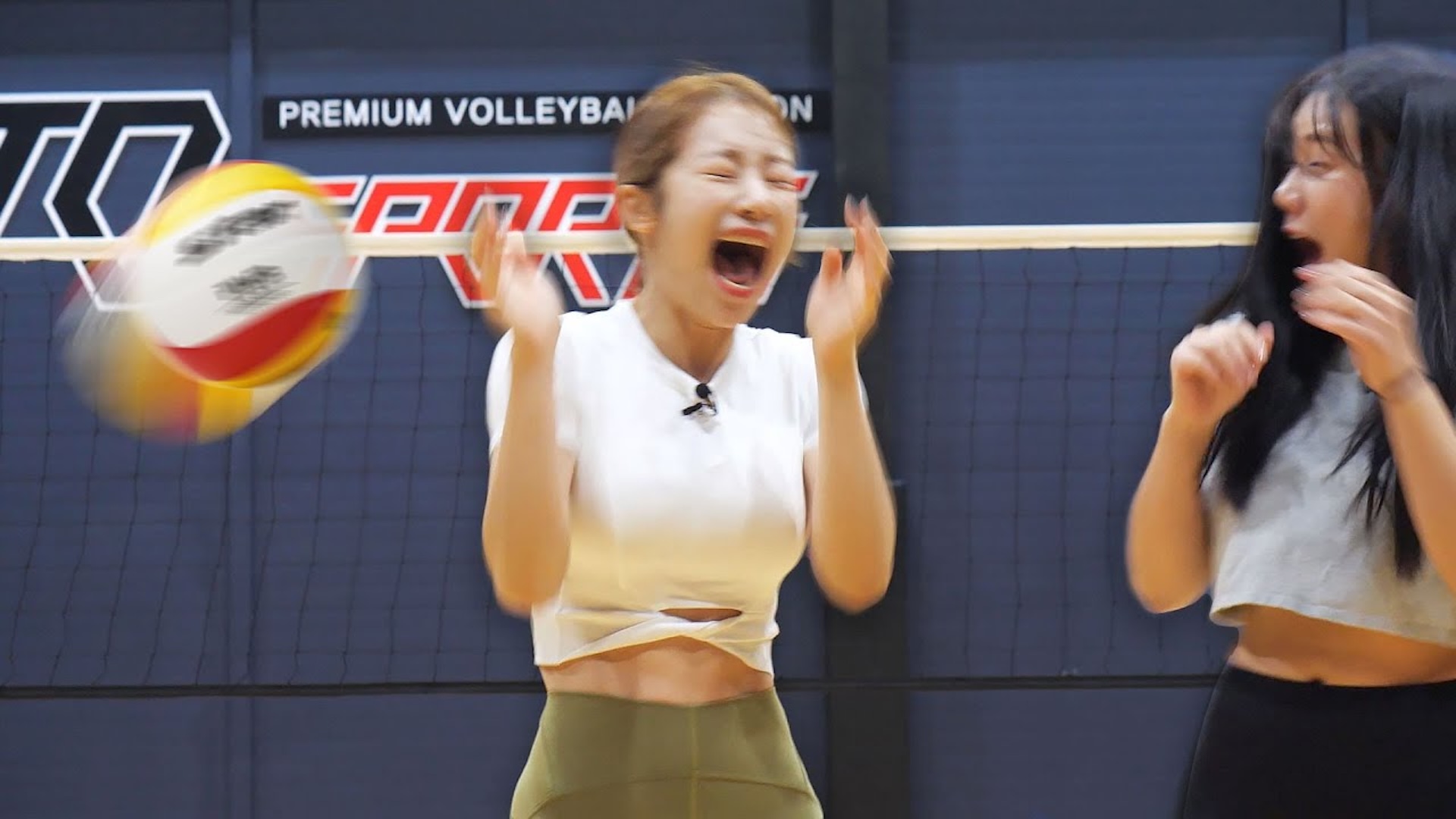 130km/h 배구공에 맞으면 어떻게 될까?