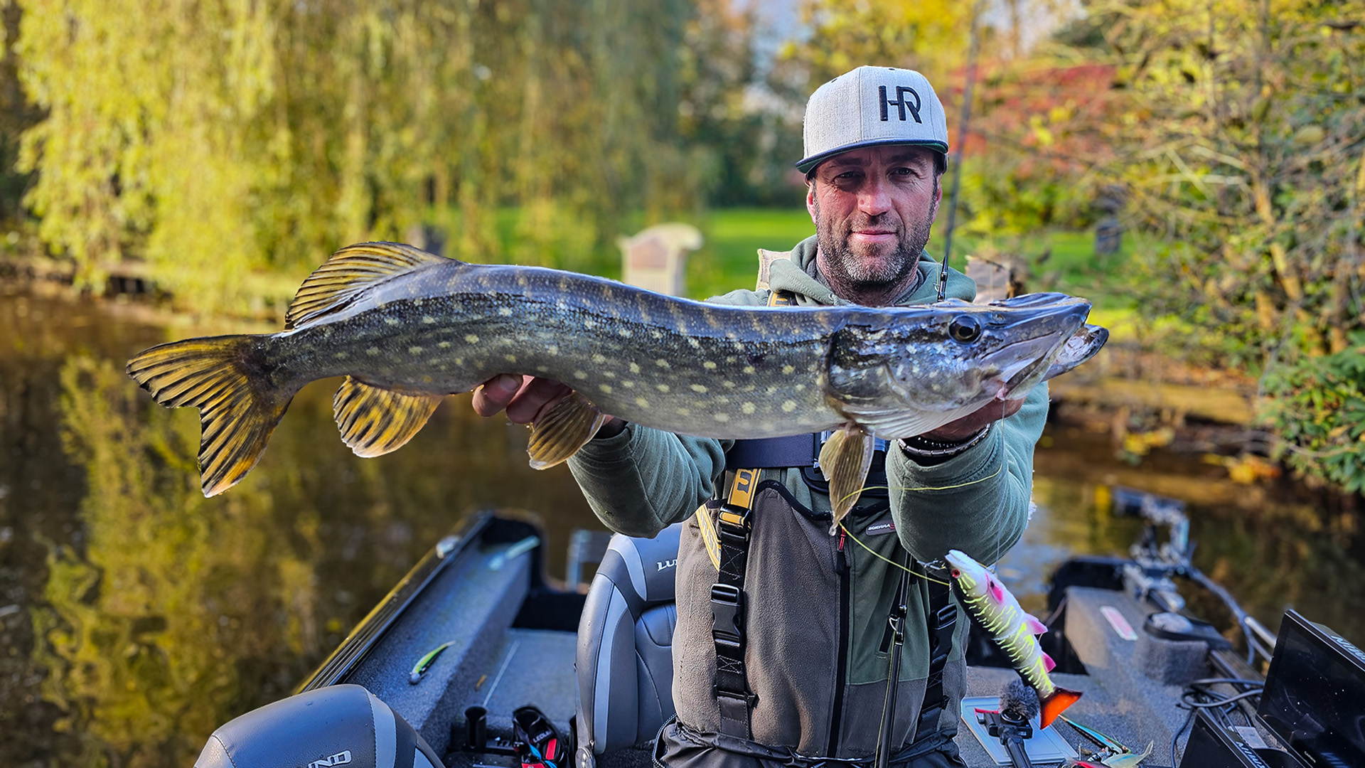 Hechtangeln in den holländischen Mangrovenpolder