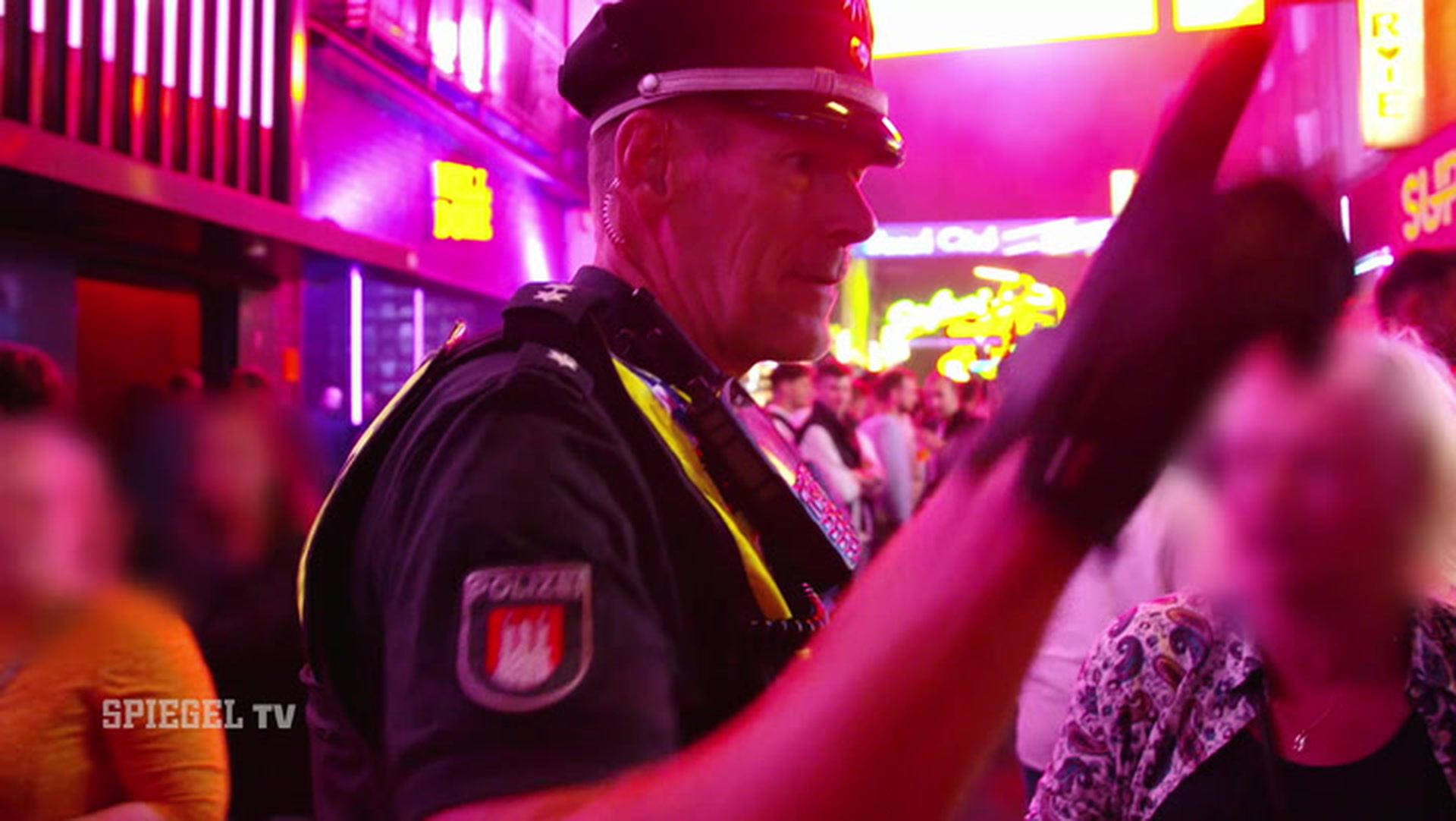 Das Kult-Revier auf der Reeperbahn (1): Unterwegs mit den Polizisten der Davidwache