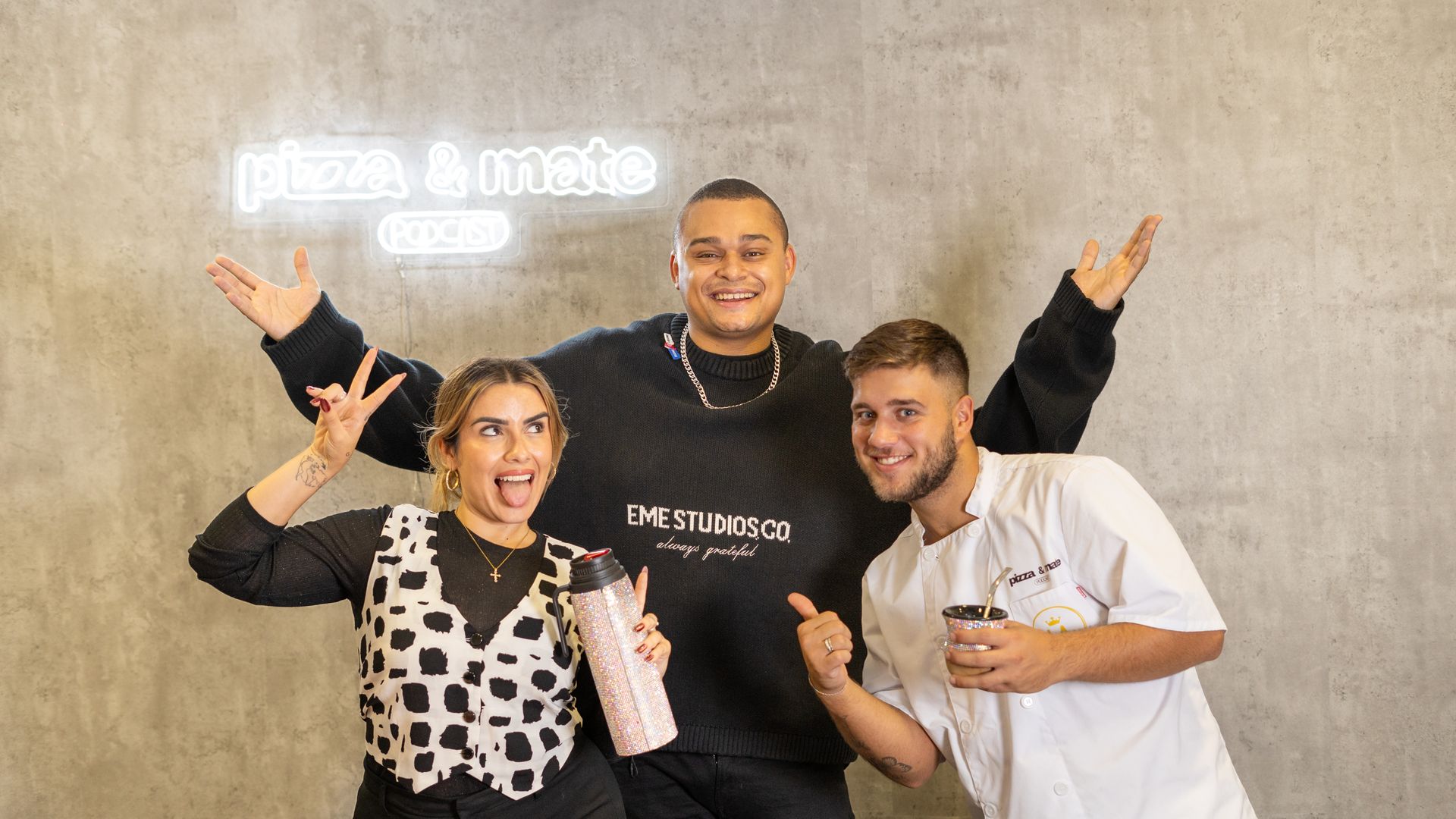 PIZZA & MATE: ELIAS DOSUNMU