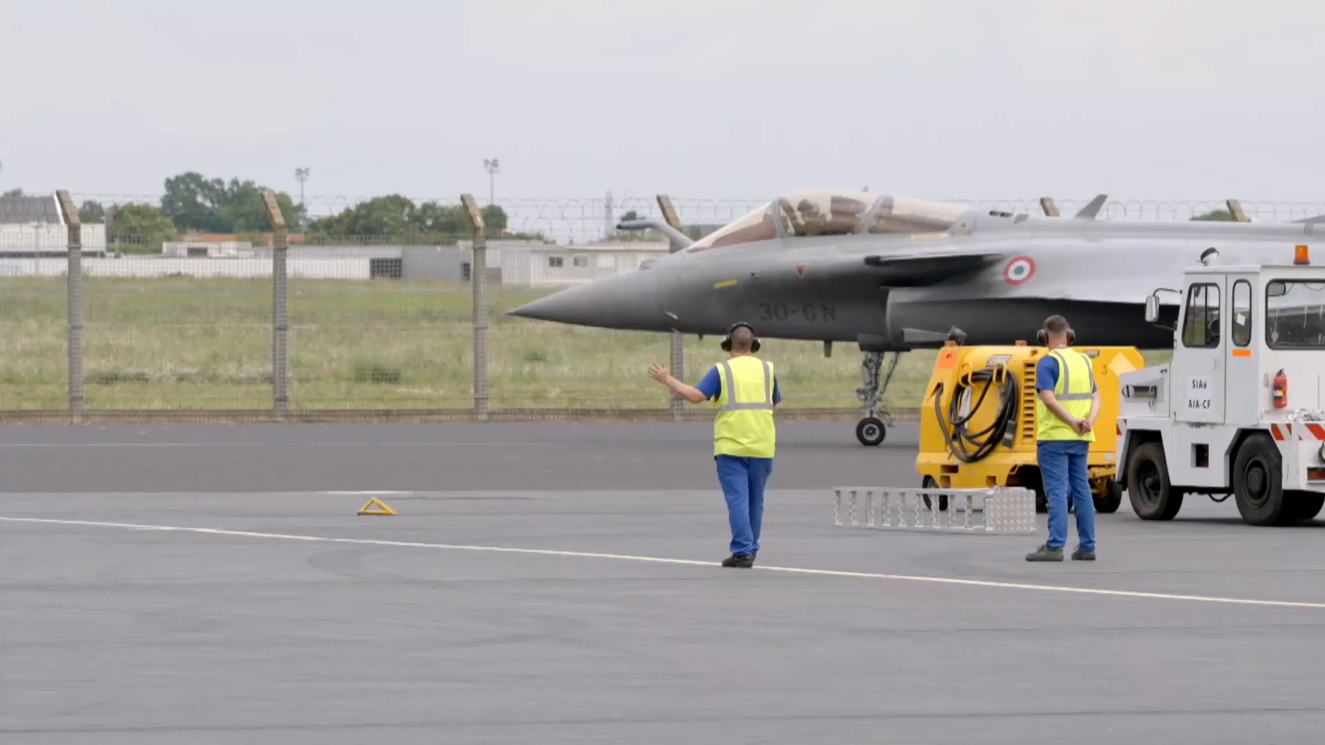 Rafale, mirage : les mécanos du ciel