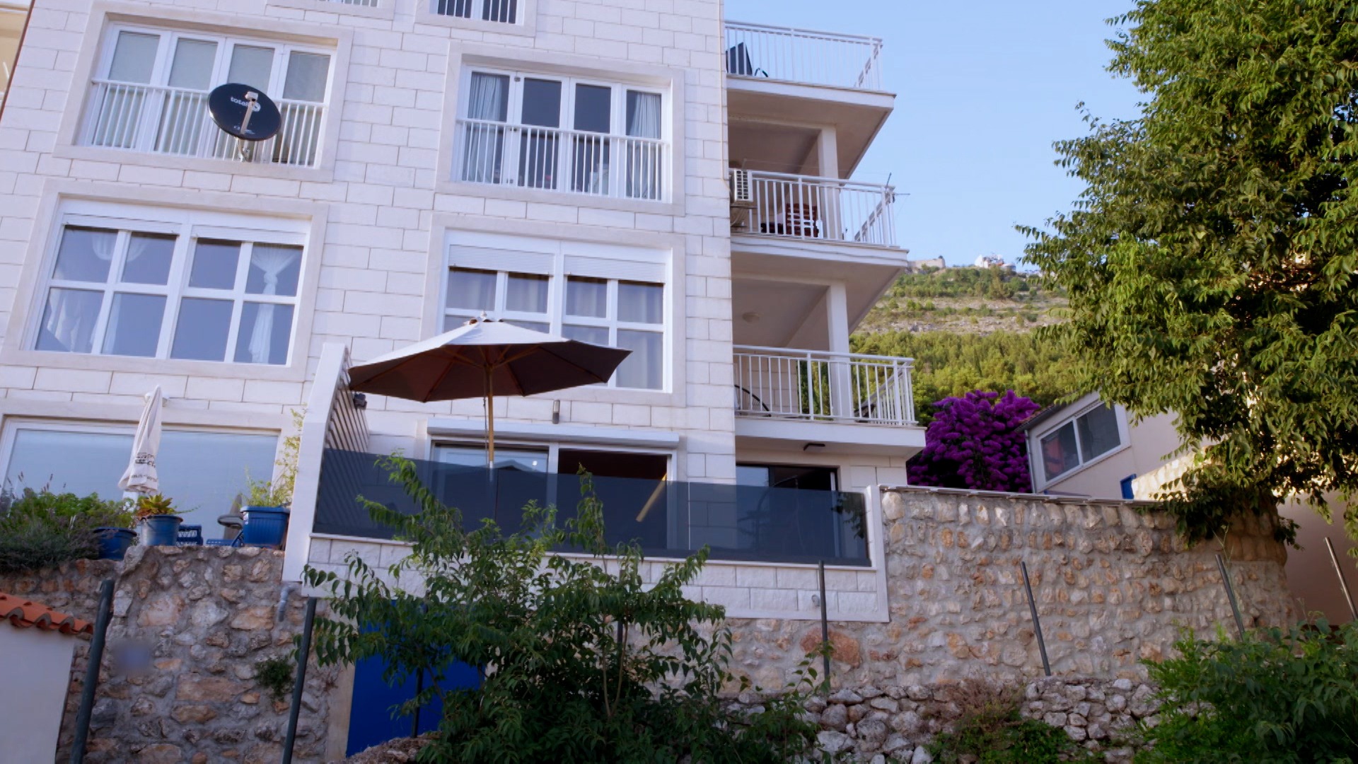 Holiday Homes In the Sun