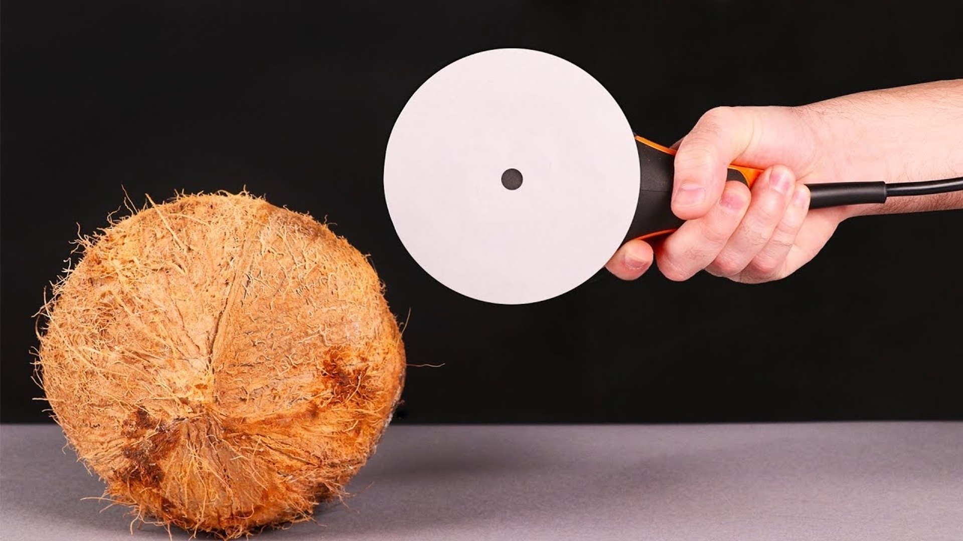 What can you cut with paper?