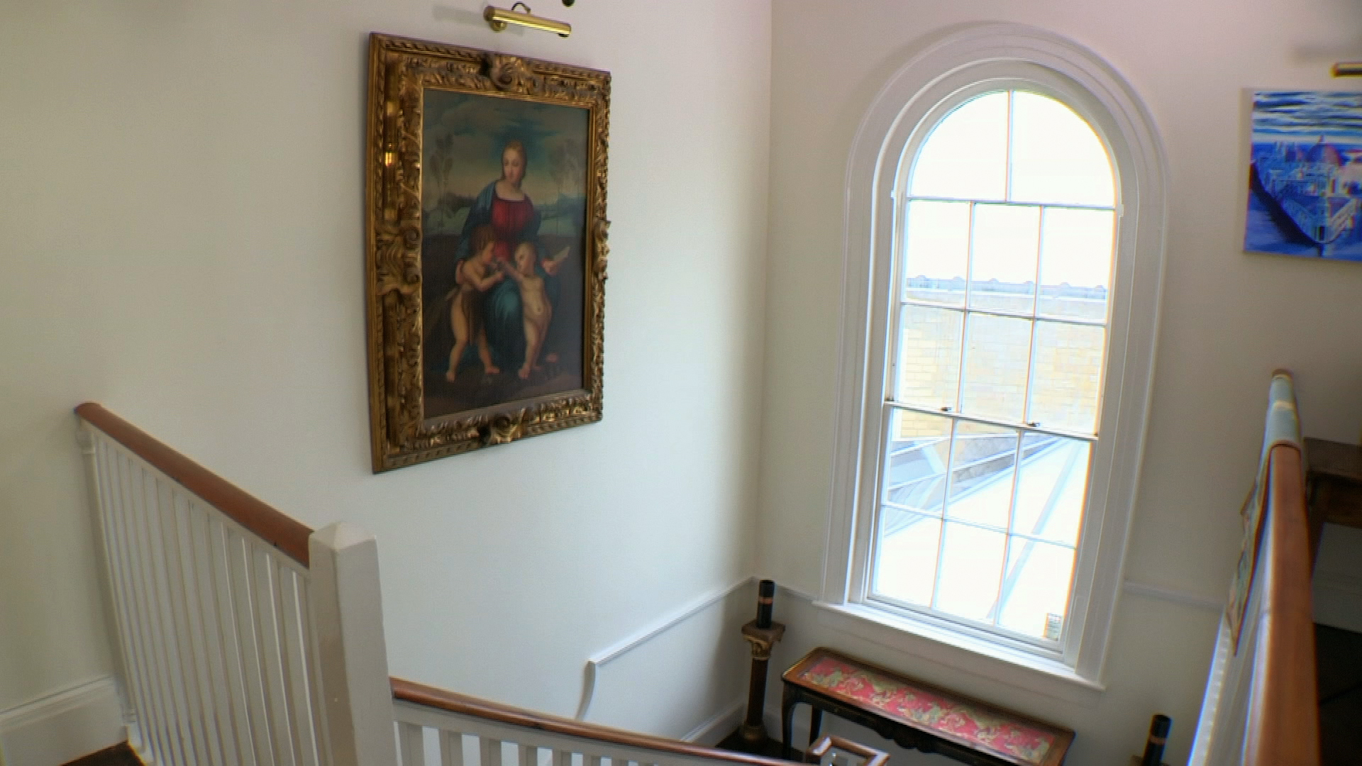 Homes Under The Hammer