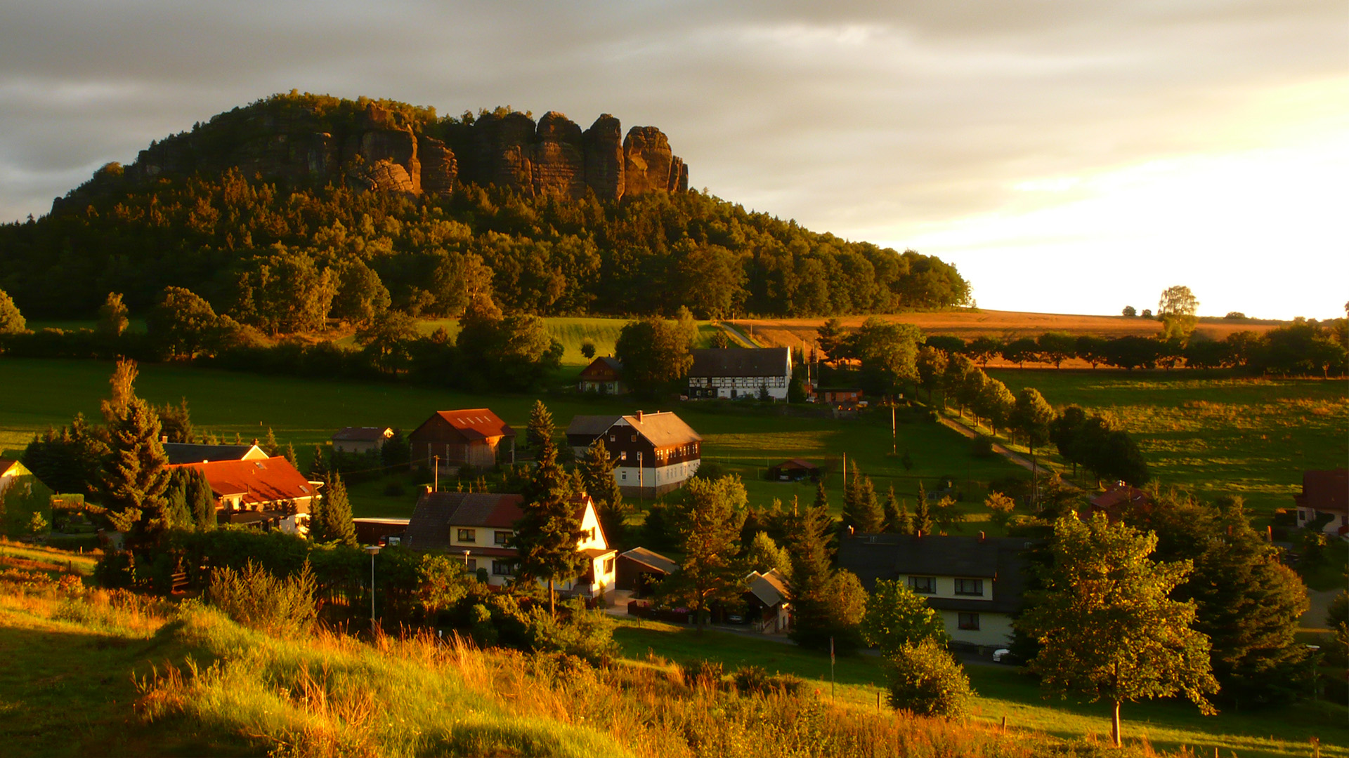 Legendary Paddle Steamers