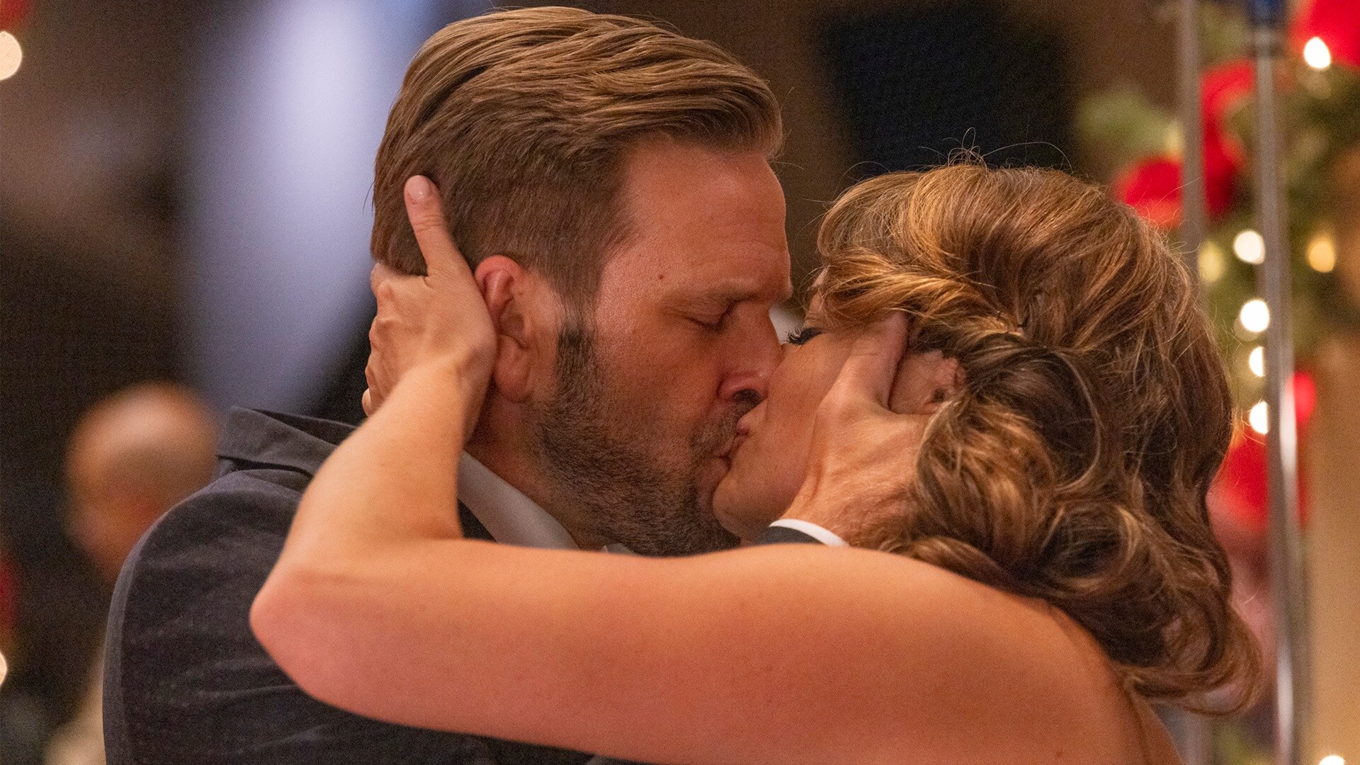 Lights, Camera, Christmas! V.F.