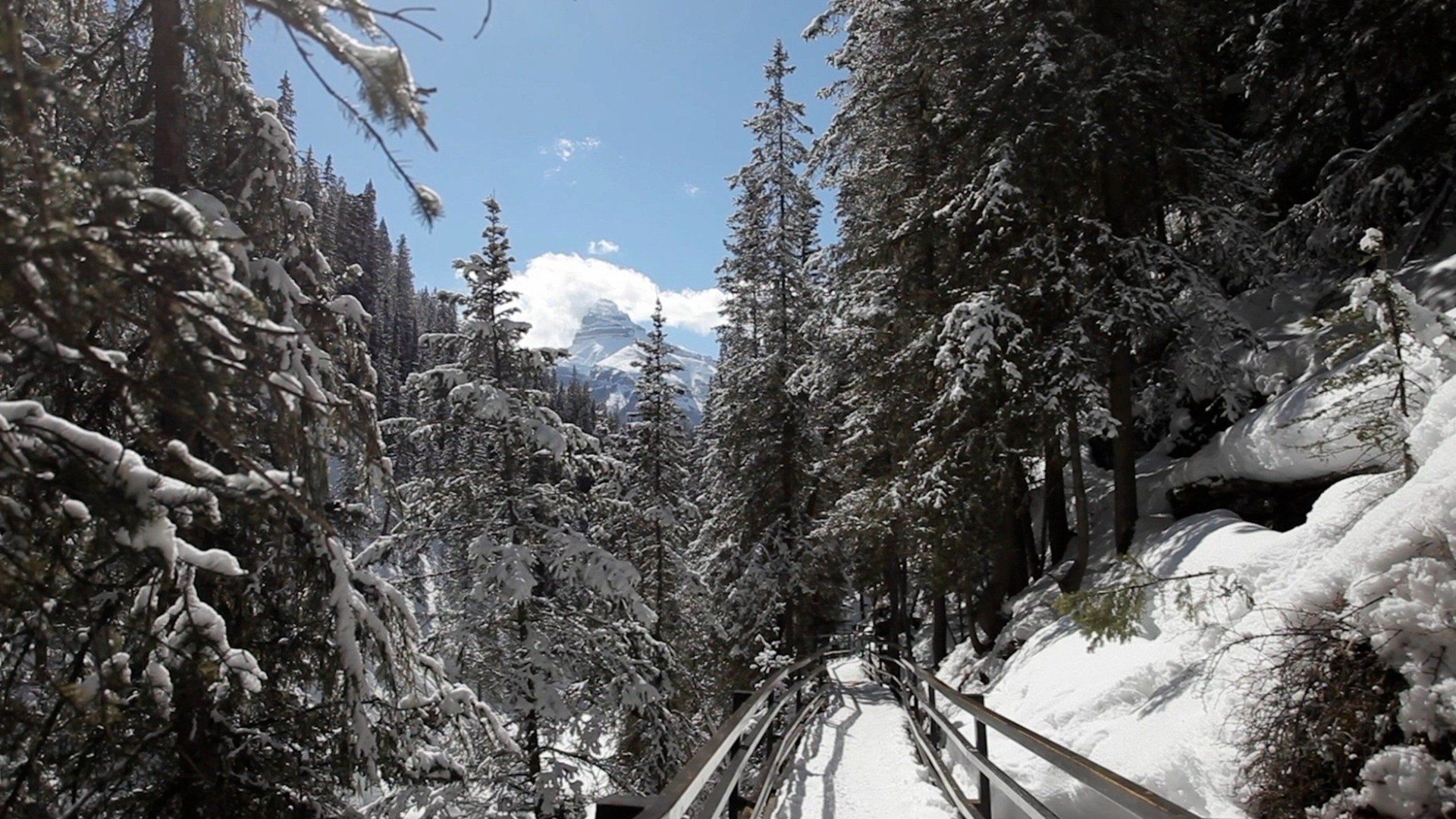 Peaceful Mountain Snow w Music