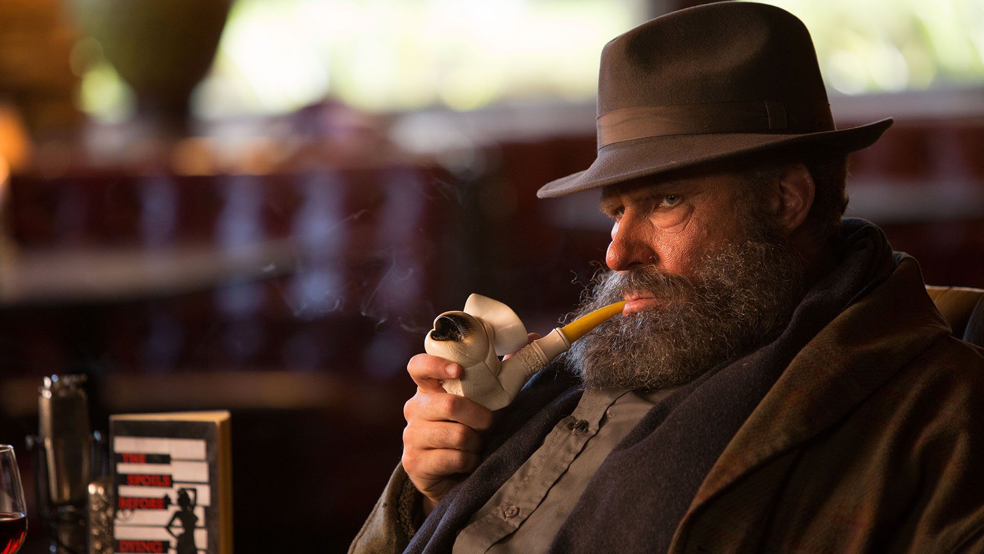 The Spoils Before Dying, Season 2, Episode 01, Mord in B