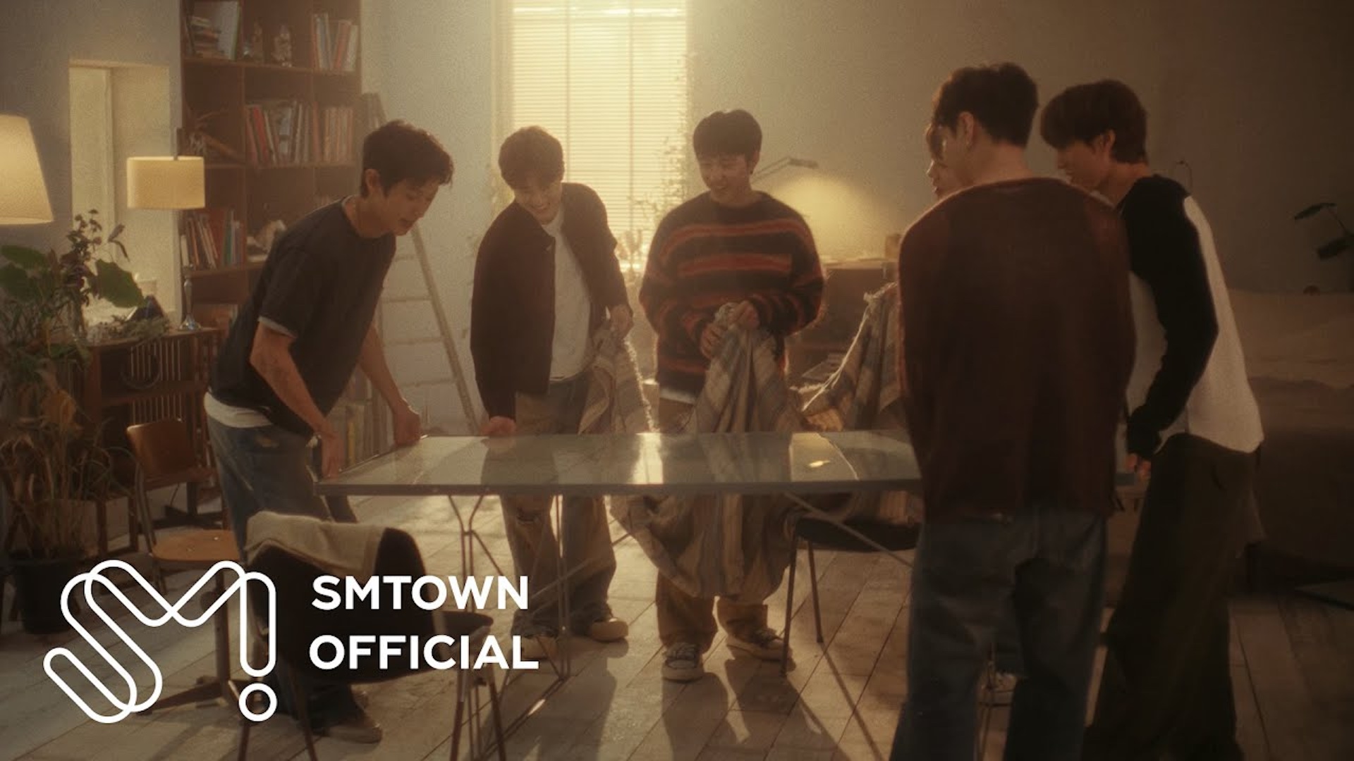 EXO 'I'm Home' MV