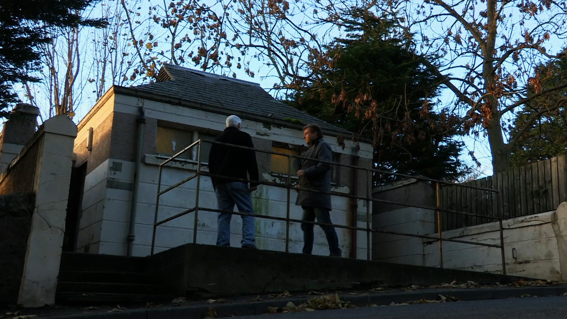 Homes Under The Hammer