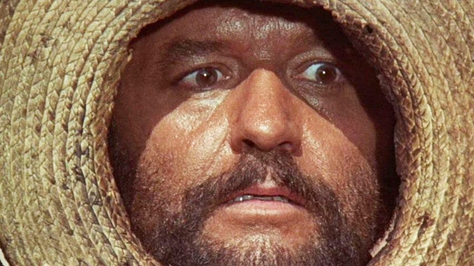 ¡Agáchate, maldito!