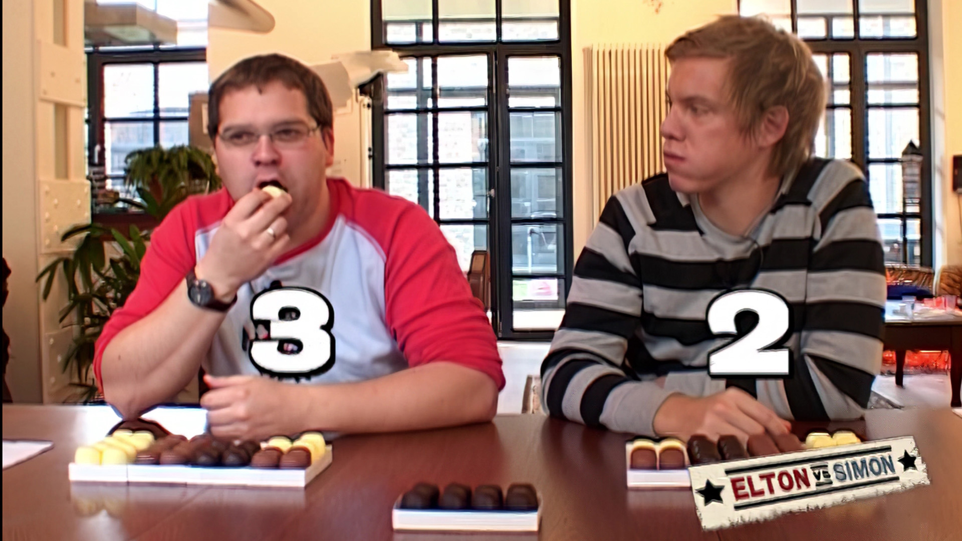 Elton vs Simon
