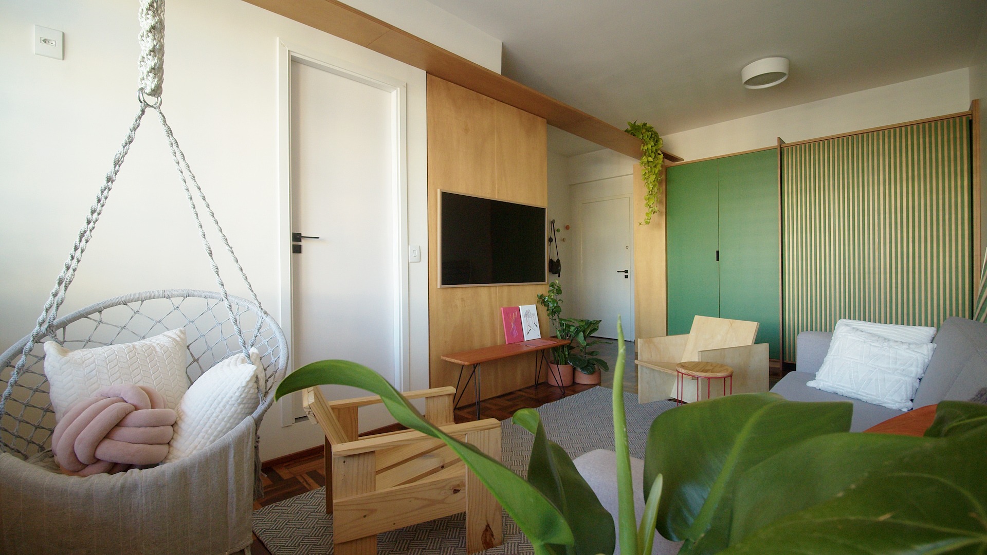 Tiny Homes: Never Too Small