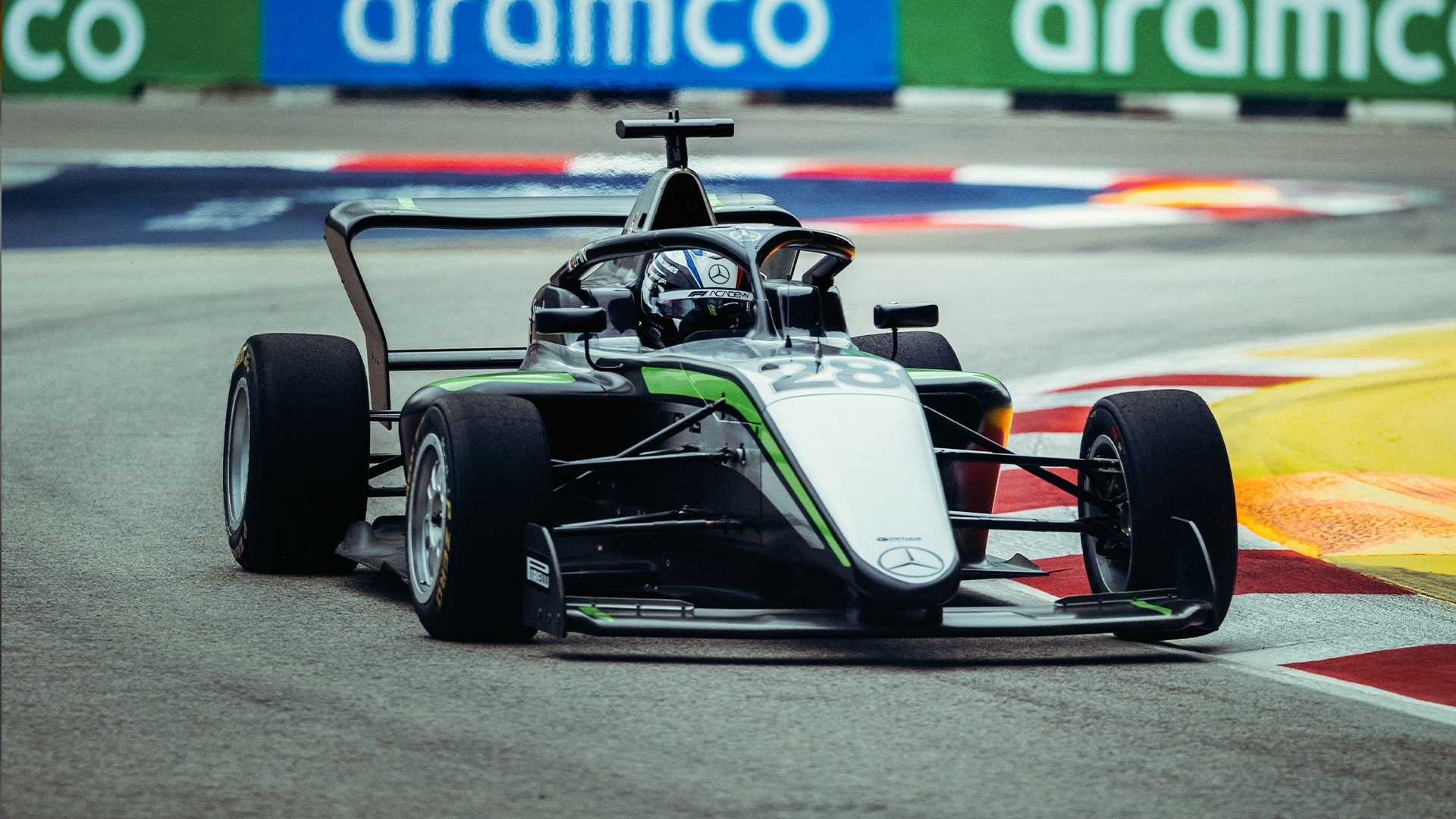 Singapore GP - F1A Race 1 2025